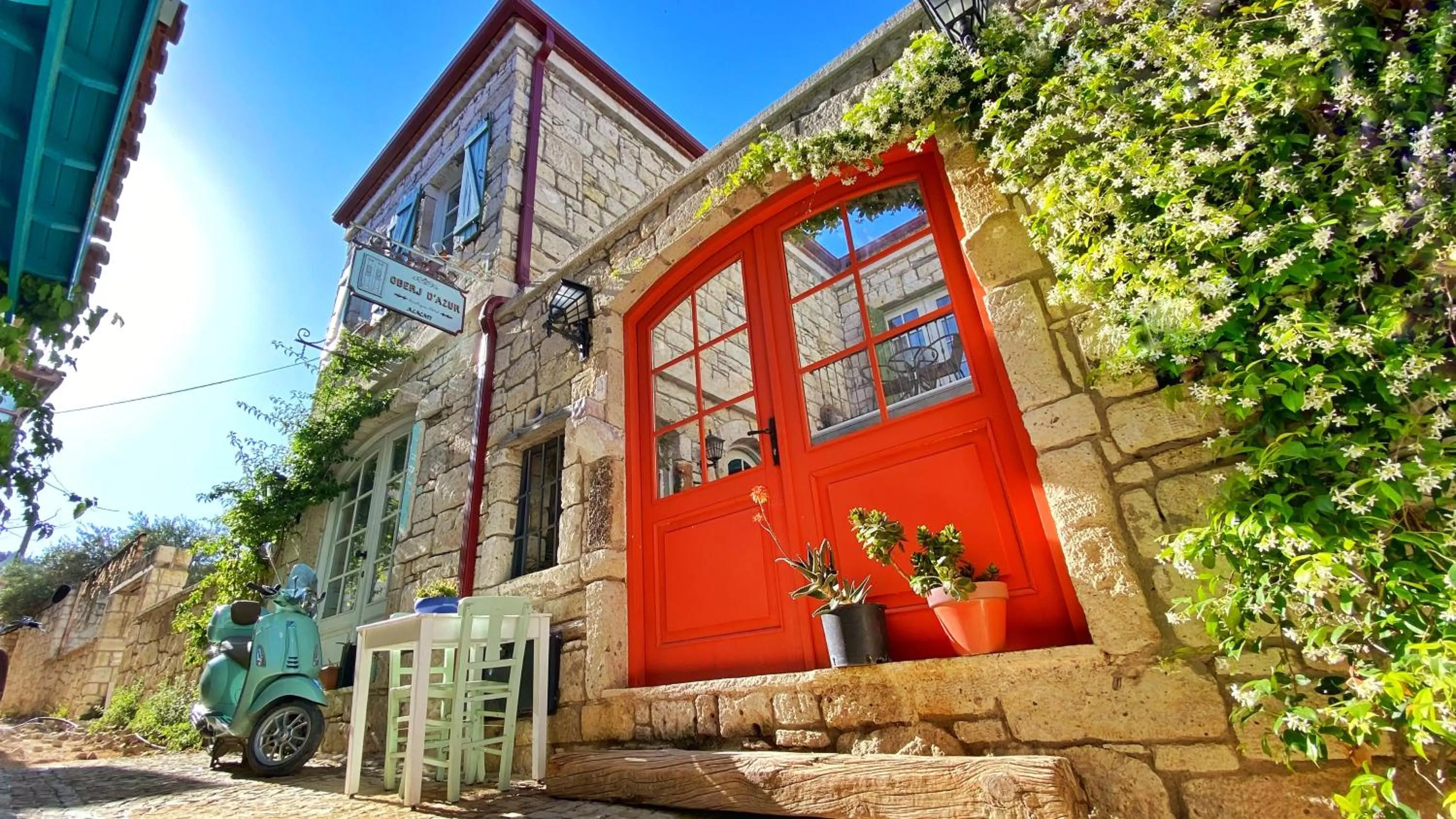 Property building in Oberj d'Azur Alaçatı