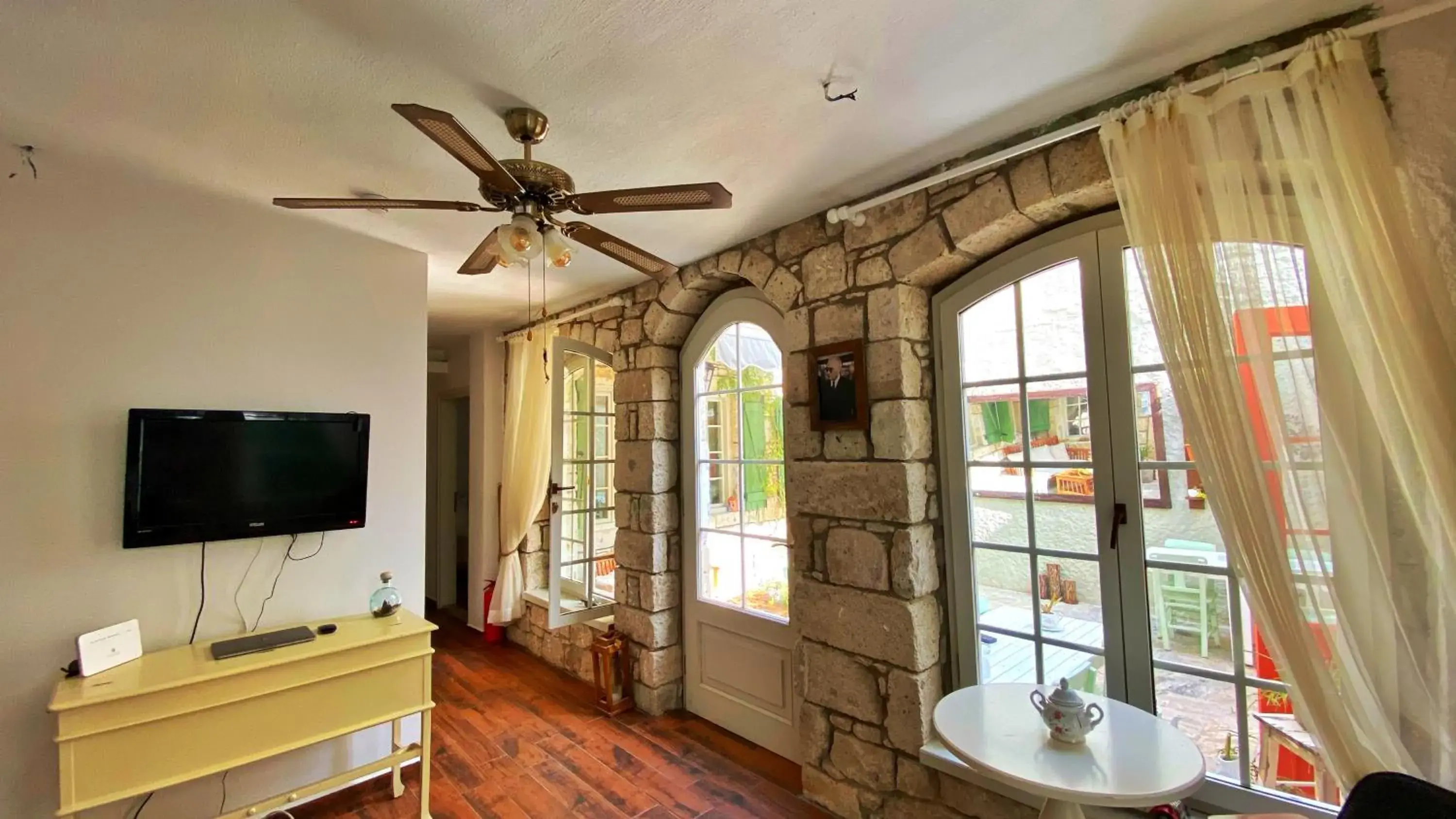 Lobby or reception in Oberj d'Azur Alaçatı Lobby or reception in Oberj d'Azur Alaçatı