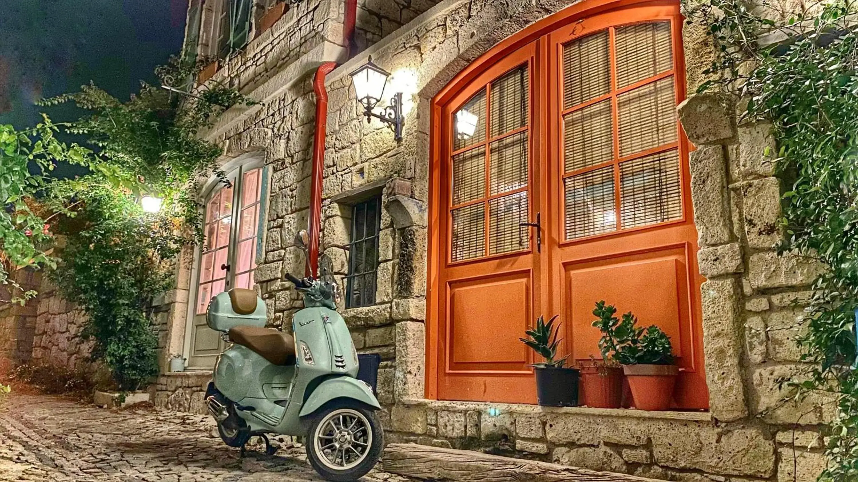 Property building in Oberj d'Azur Alaçatı Property building in Oberj d'Azur Alaçatı