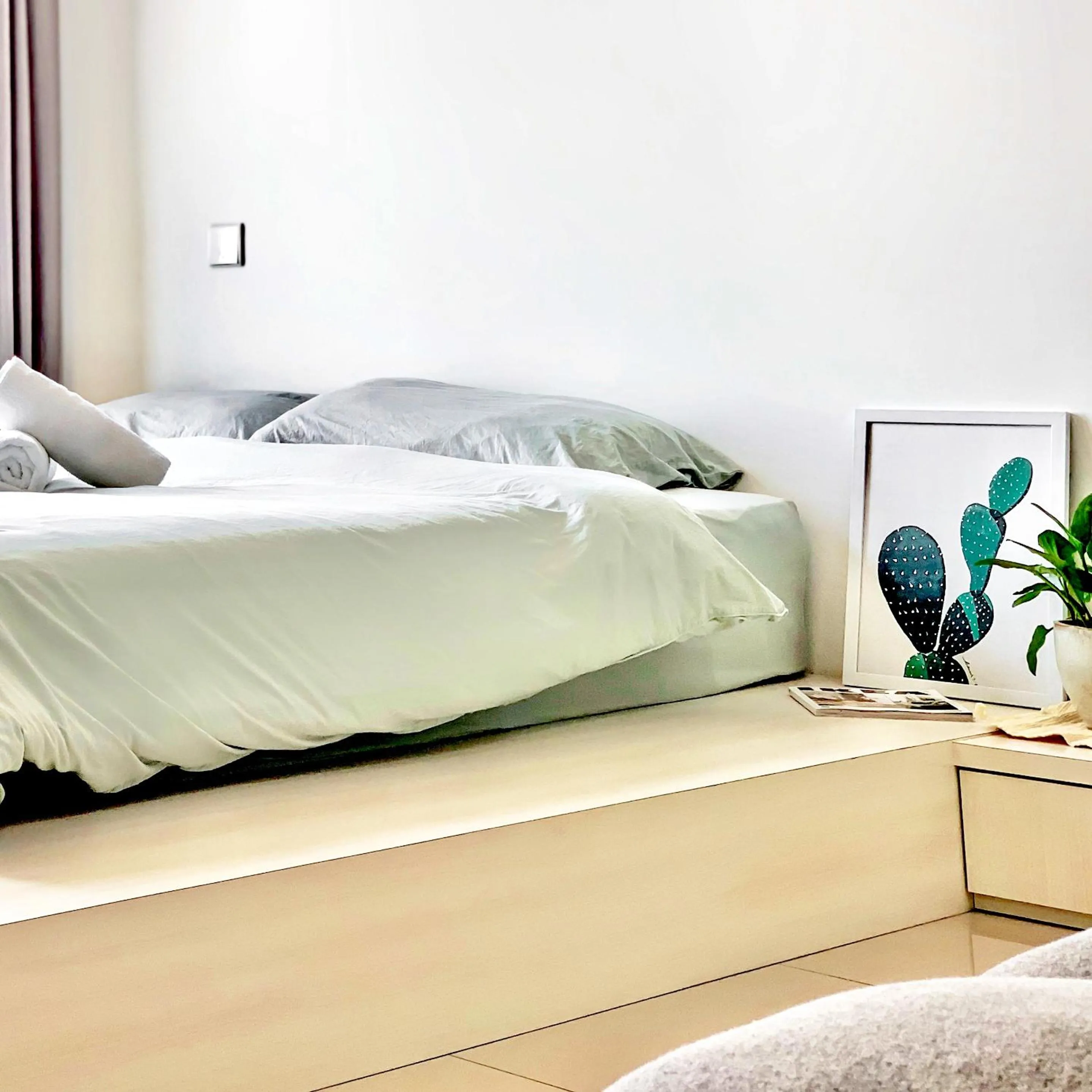 Bed in Georgetown Tropicana 218 Apartment