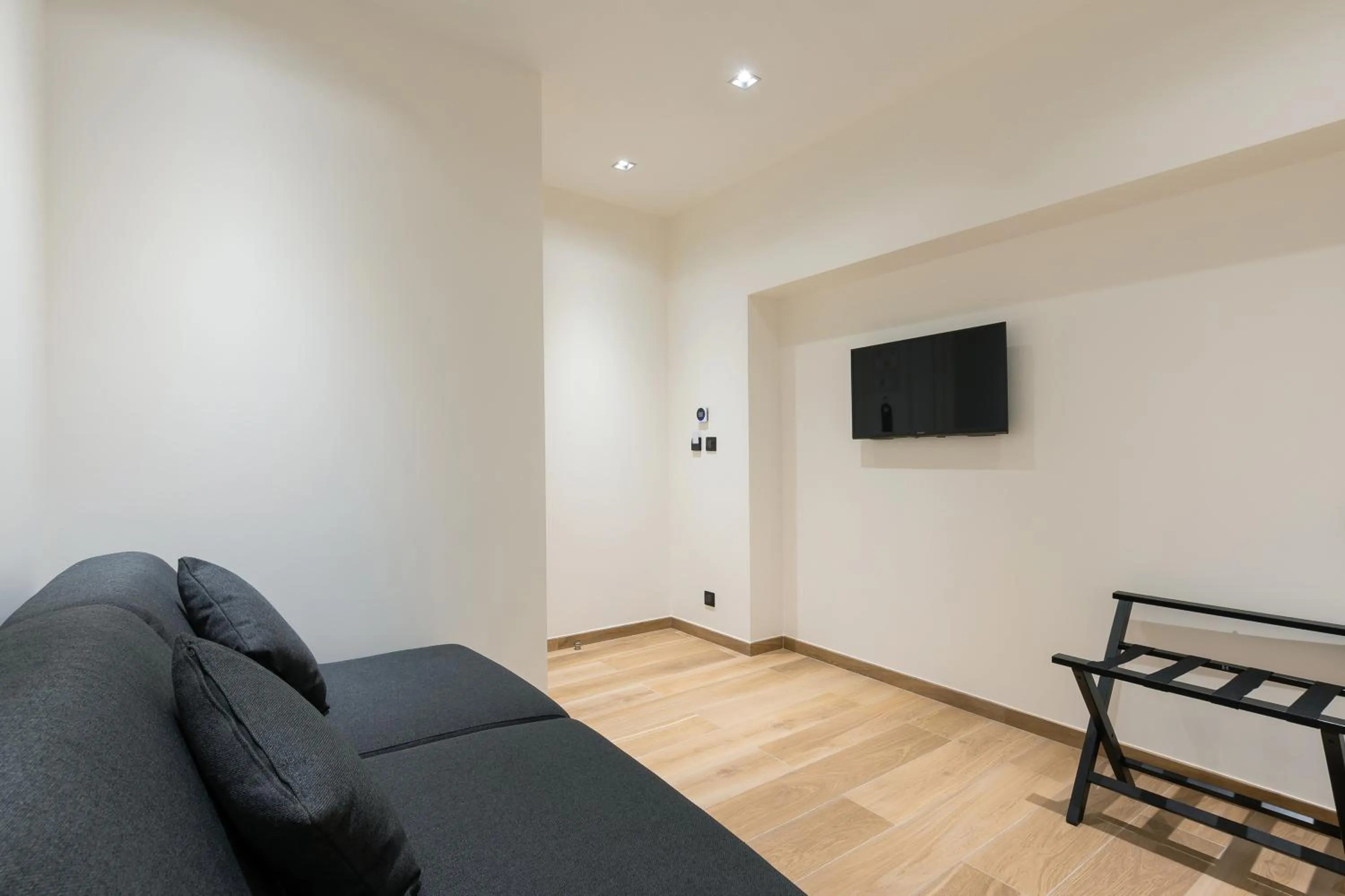 HOTEL AU COEUR DE REPUBLIQUE