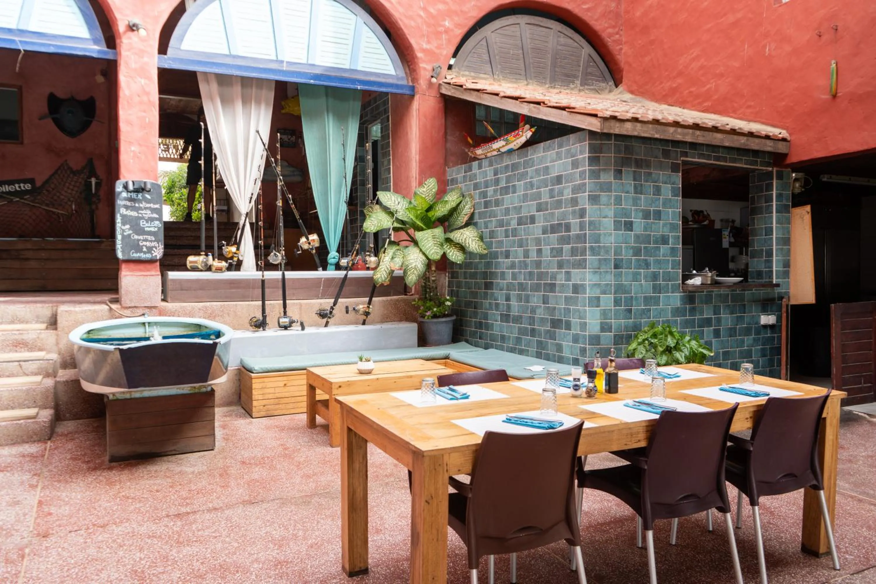Restaurant/places to eat in La Cabane du Pêcheur Atlantic Evasion