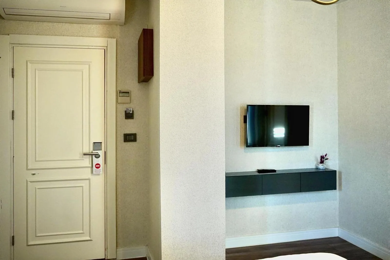 Bedroom in Union Hotel Port