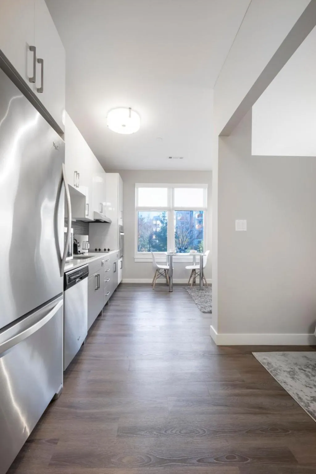 Kitchen or kitchenette in Global Luxury Suites East Boston