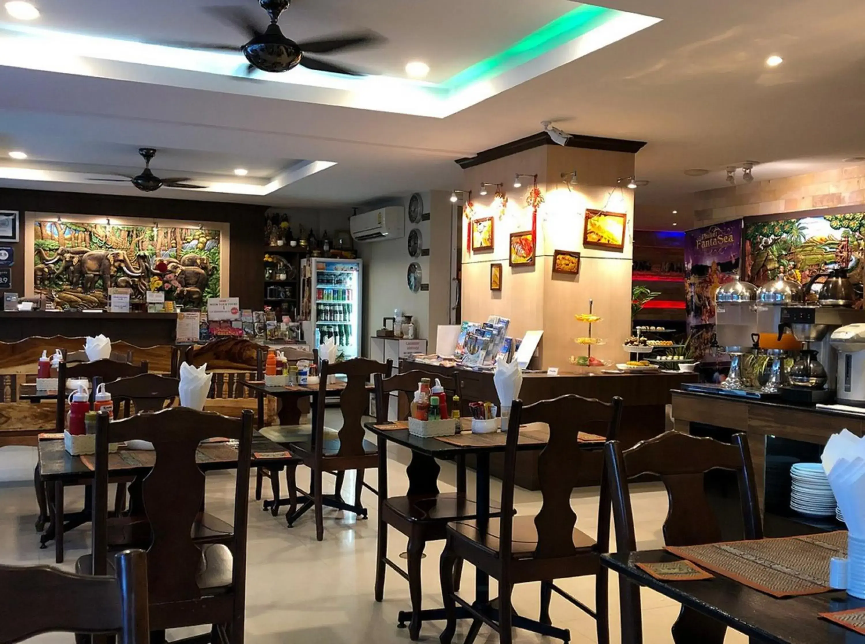 Restaurant/places to eat in Patong Mansion - SHA Certified Restaurant/places to eat in Patong Mansion - SHA Certified