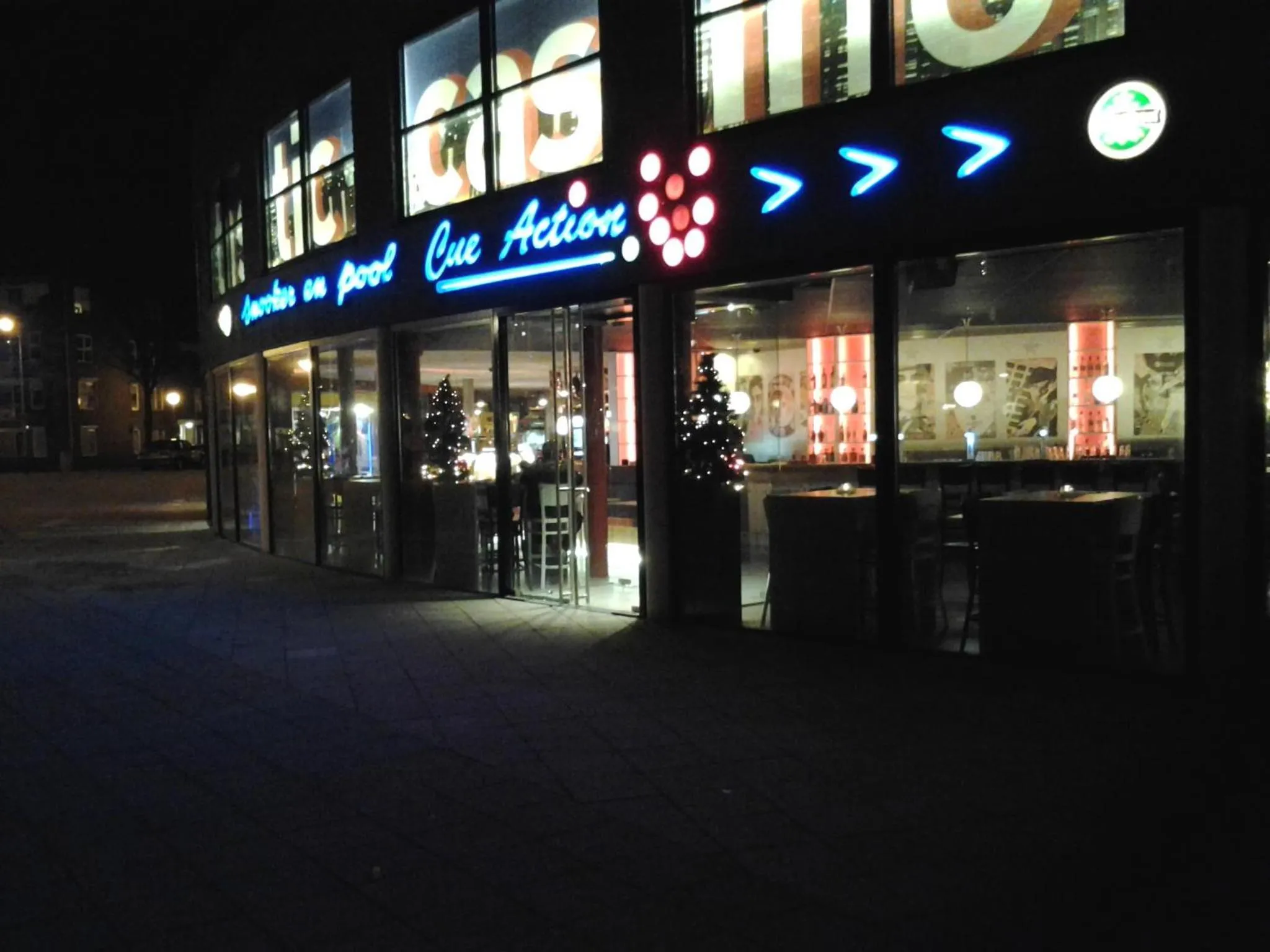 Billiard in B&B by the C