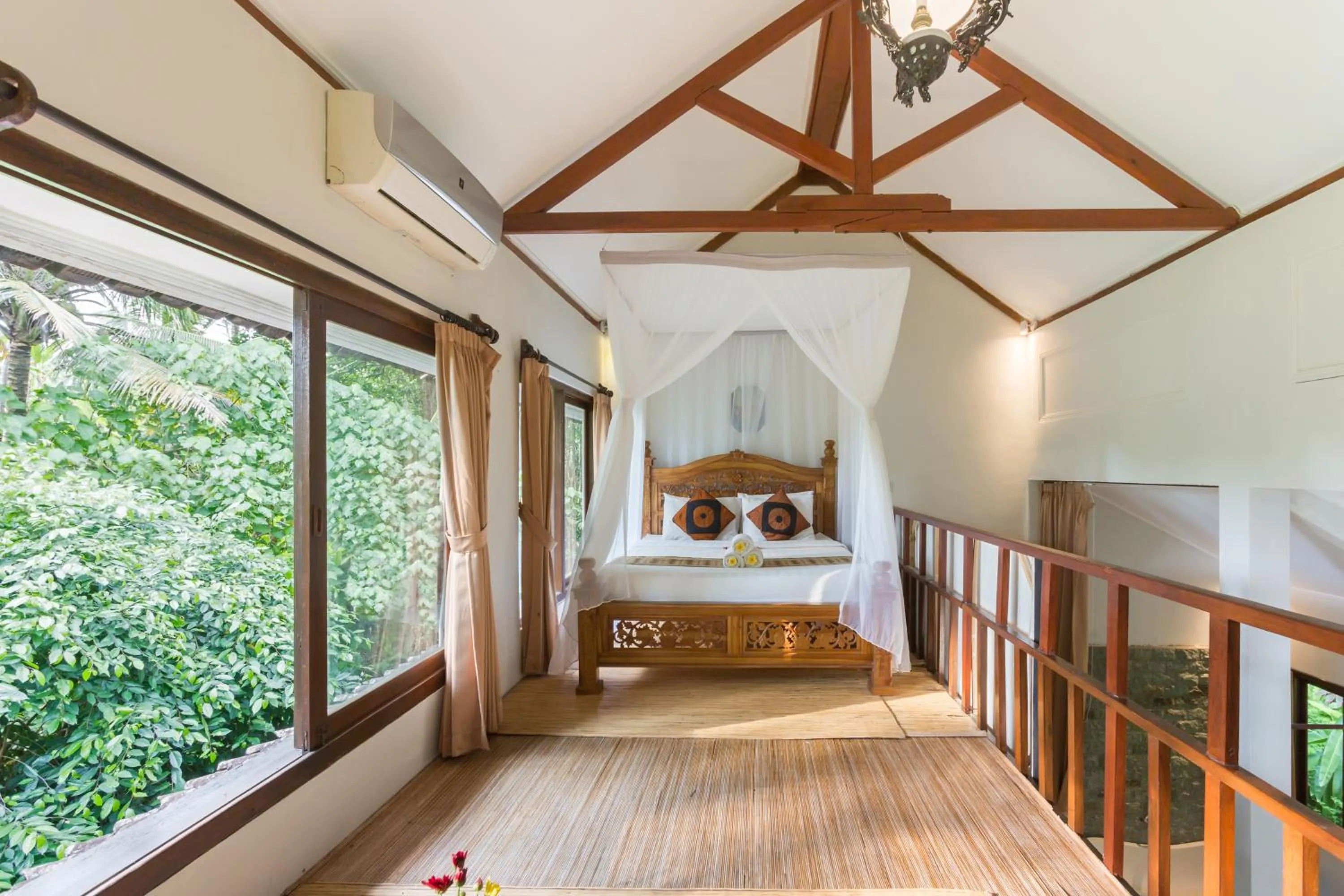 Bedroom, Bed in Rahayu Suites Monkey Forest Ubud