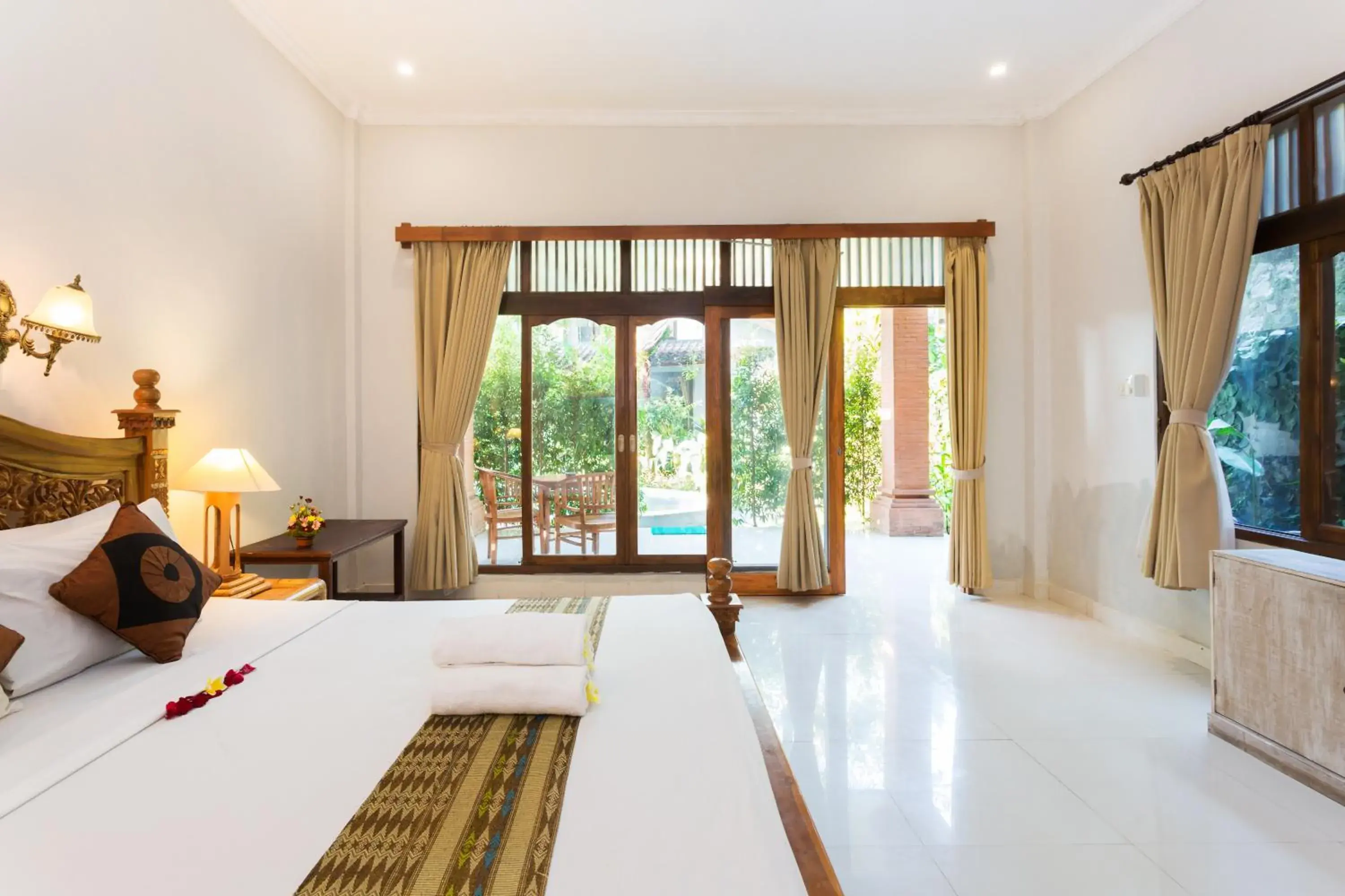 Superior Double or Twin Room in Rahayu Suites Monkey Forest Ubud Superior Double or Twin Room in Rahayu Suites Monkey Forest Ubud