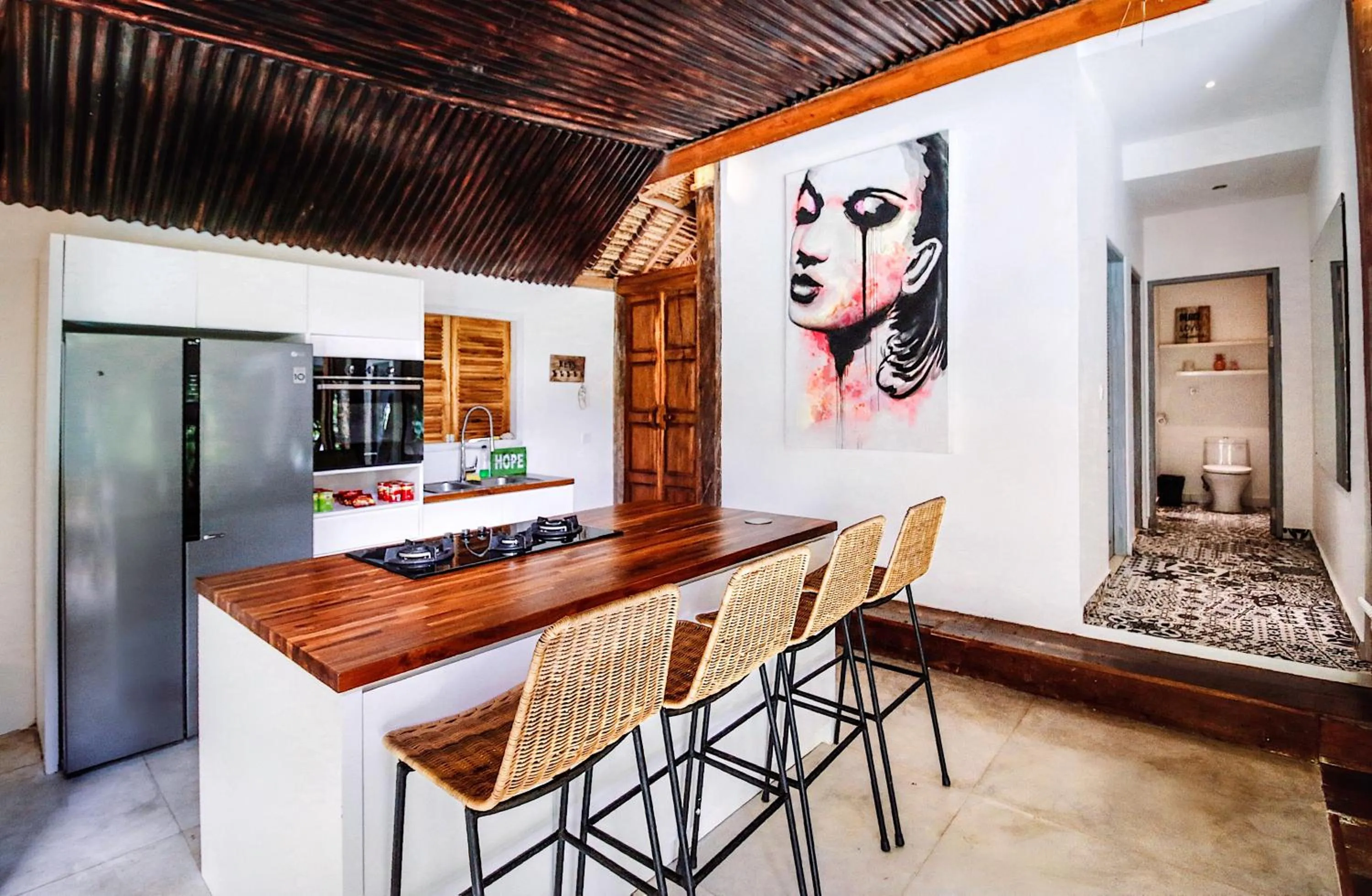 Kitchen or kitchenette in La Cabane