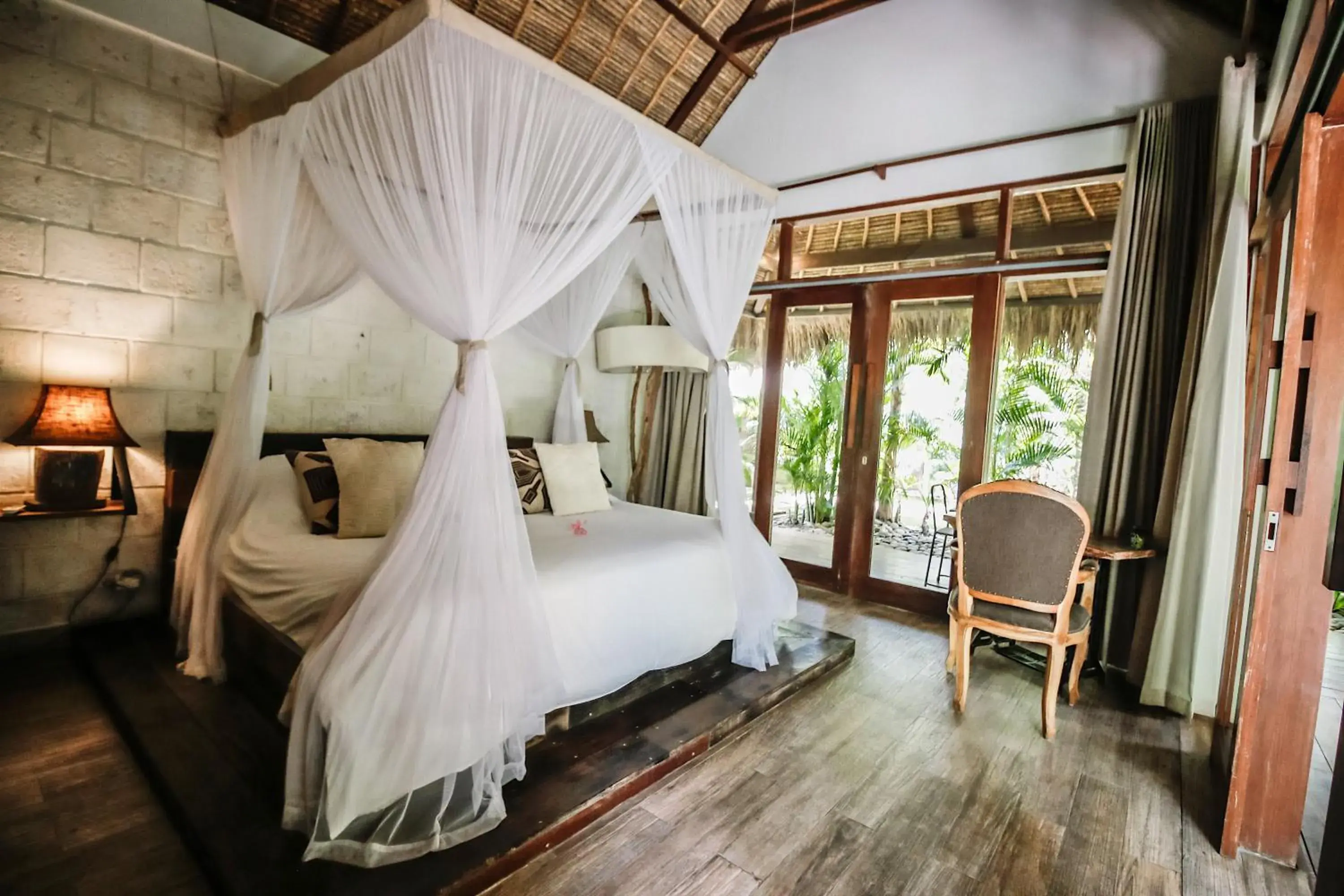 Photo of the whole room, Bed in La Cabane Photo of the whole room, Bed in La Cabane