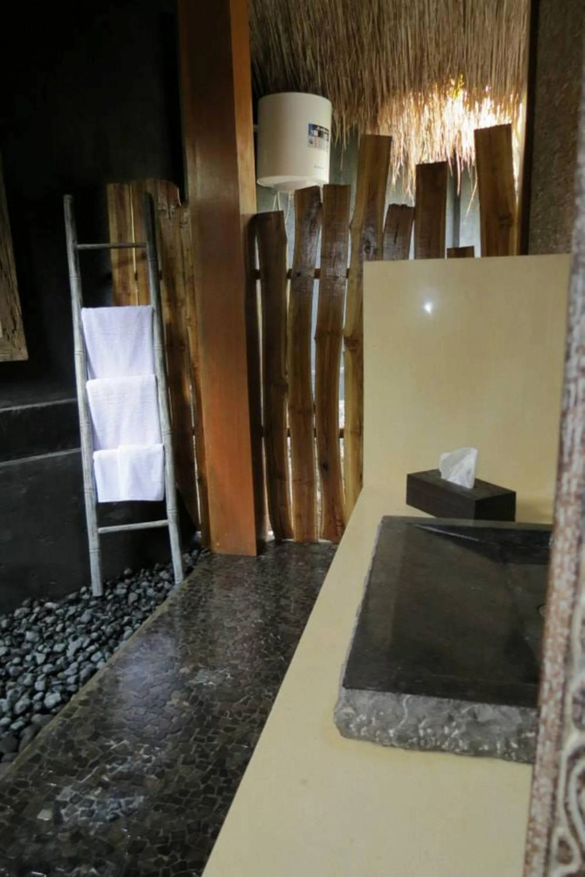 Bathroom in La Cabane