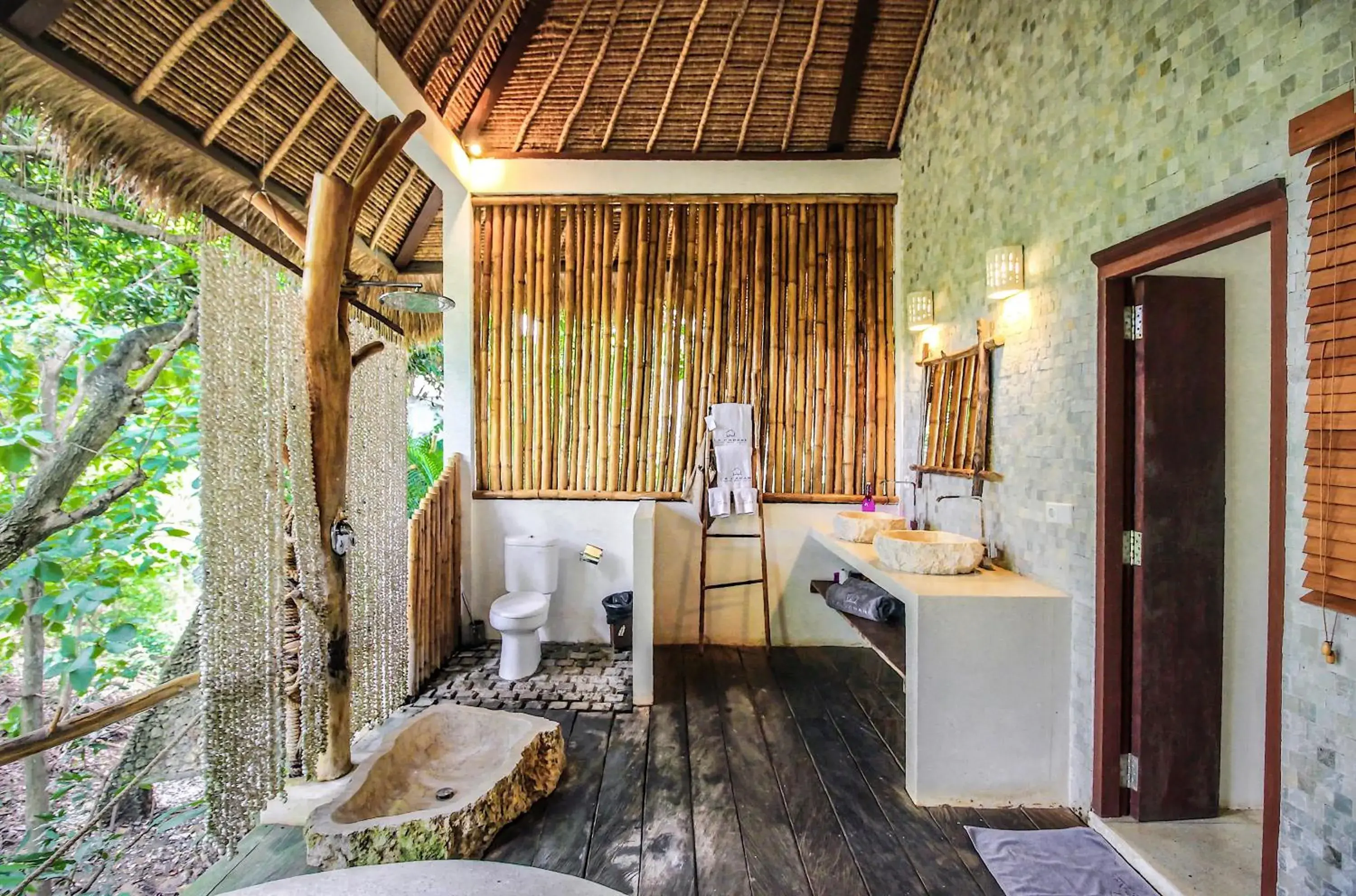 Property building in La Cabane Property building in La Cabane