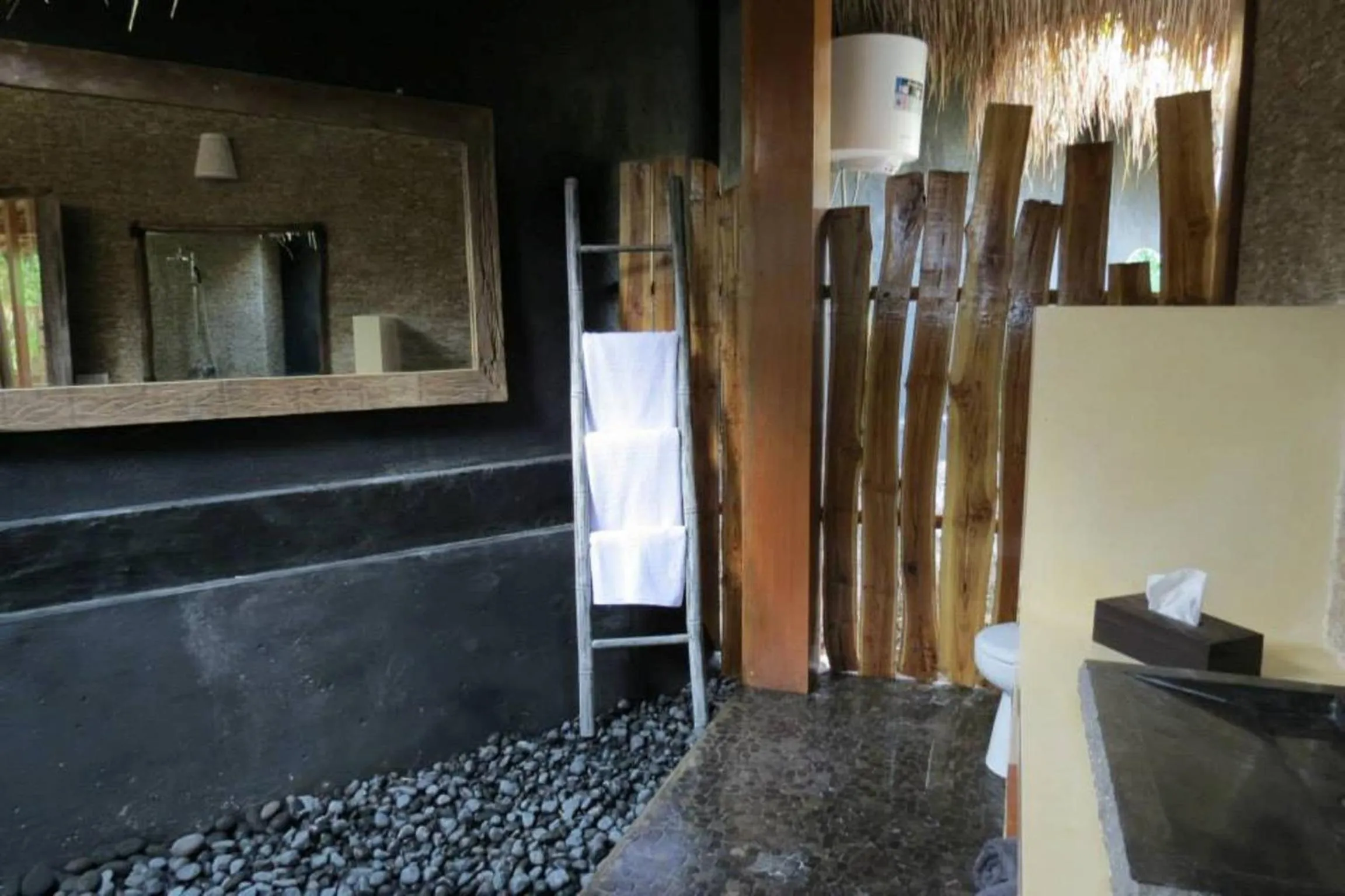 Bathroom in La Cabane