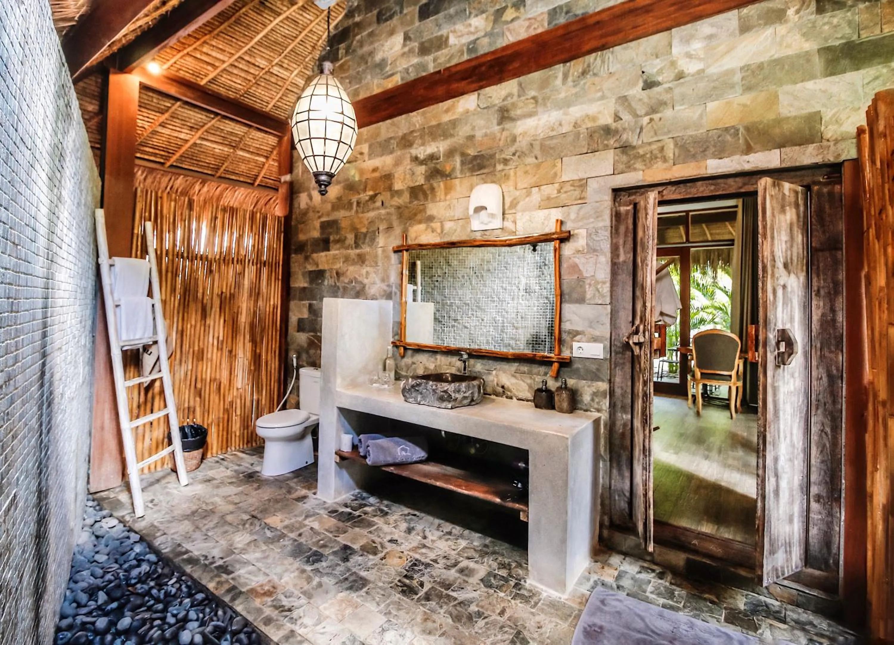 Property building in La Cabane