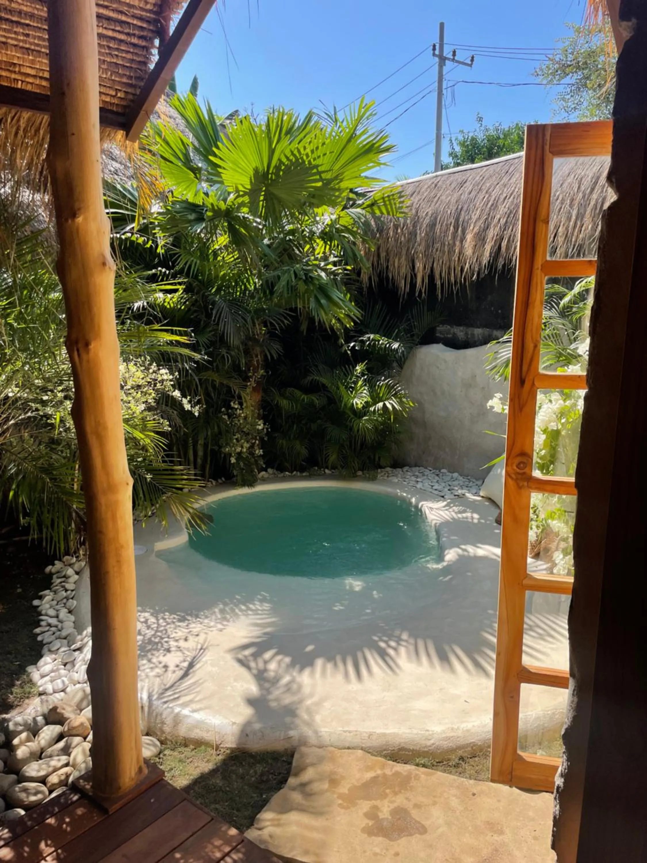 Swimming pool in La Cabane