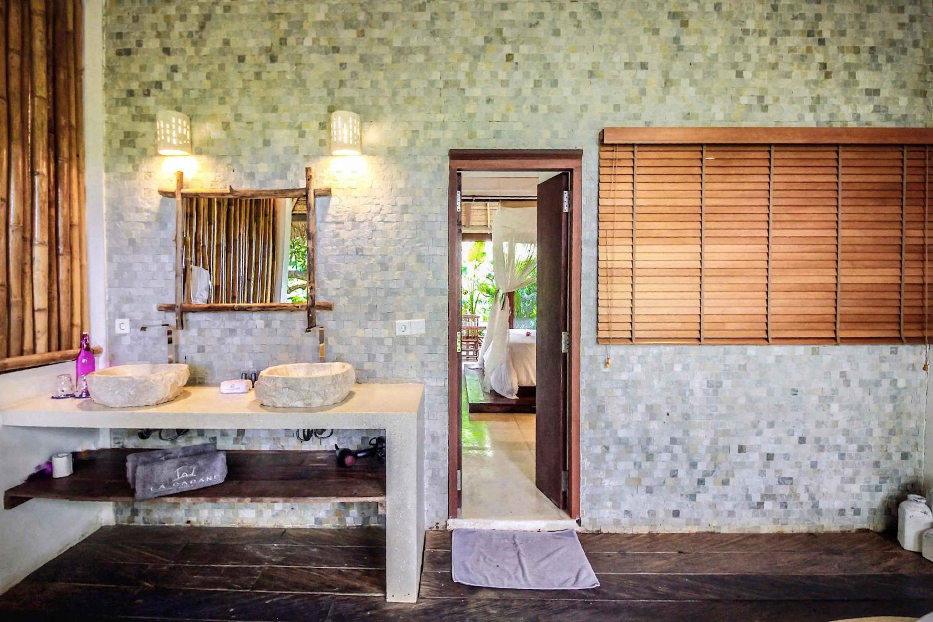 Property building in La Cabane