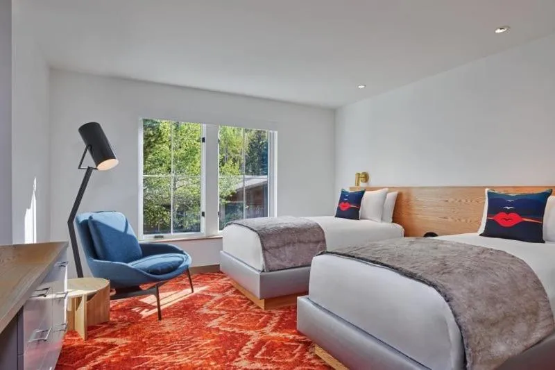 Property building in Downtown Aspen Luxury 3 Bedroom Residence