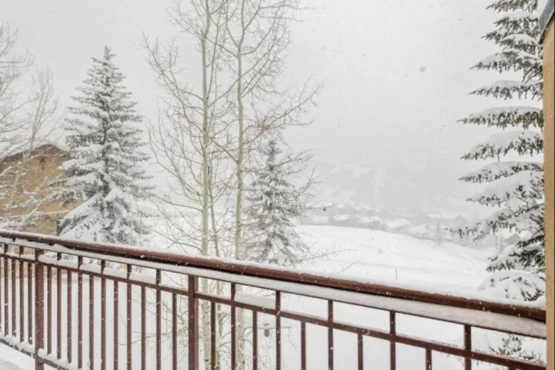 Property building in Snowmass Woodrun V 2 Bedroom Ski In, Ski Out Mountain Residence In The Heart Of Snowmass Village