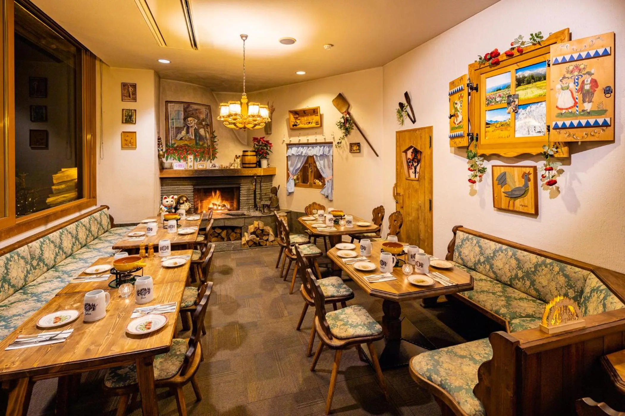 Restaurant/places to eat in Marillen Hotel by HHG