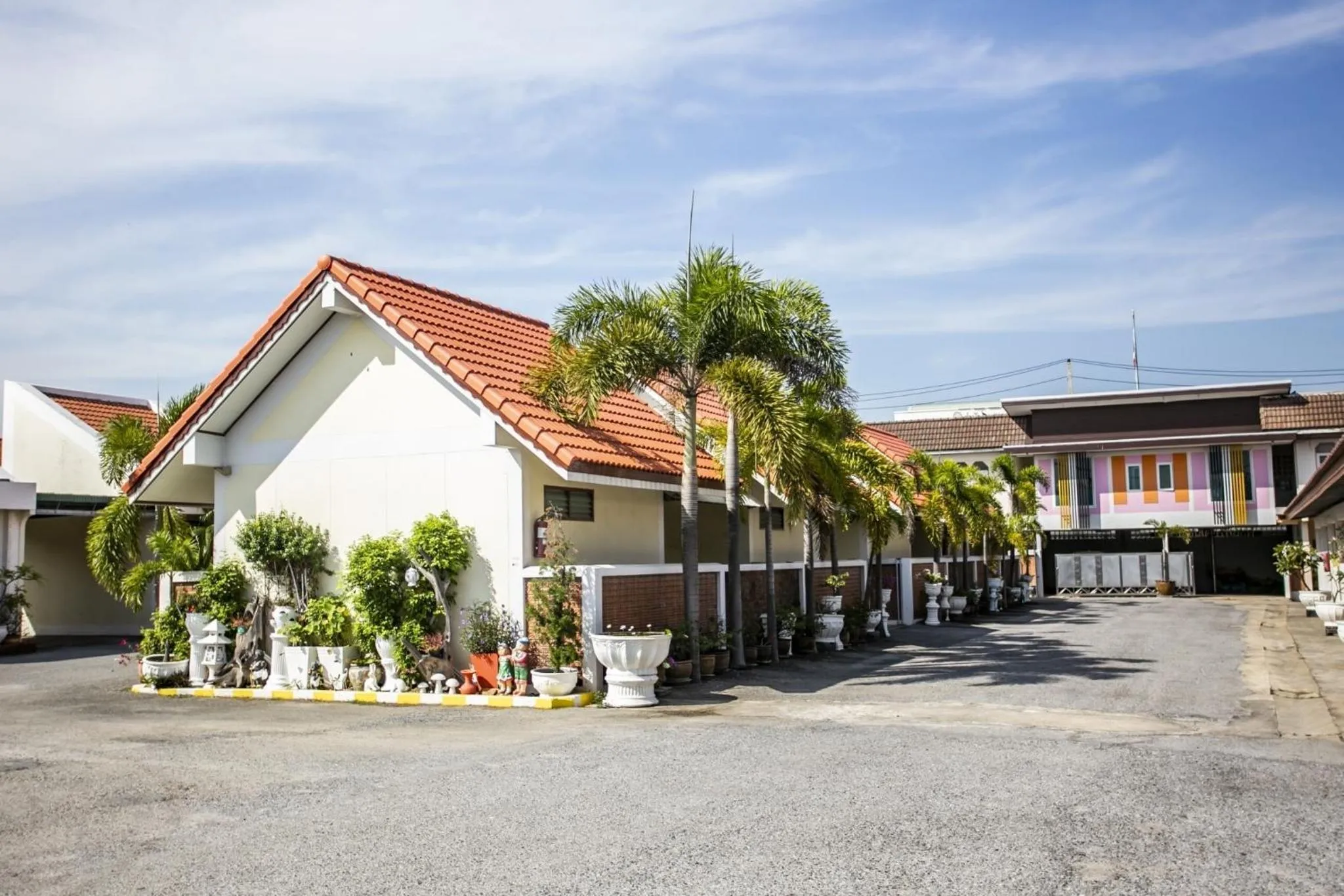 Property building in Bualuang HOTEL