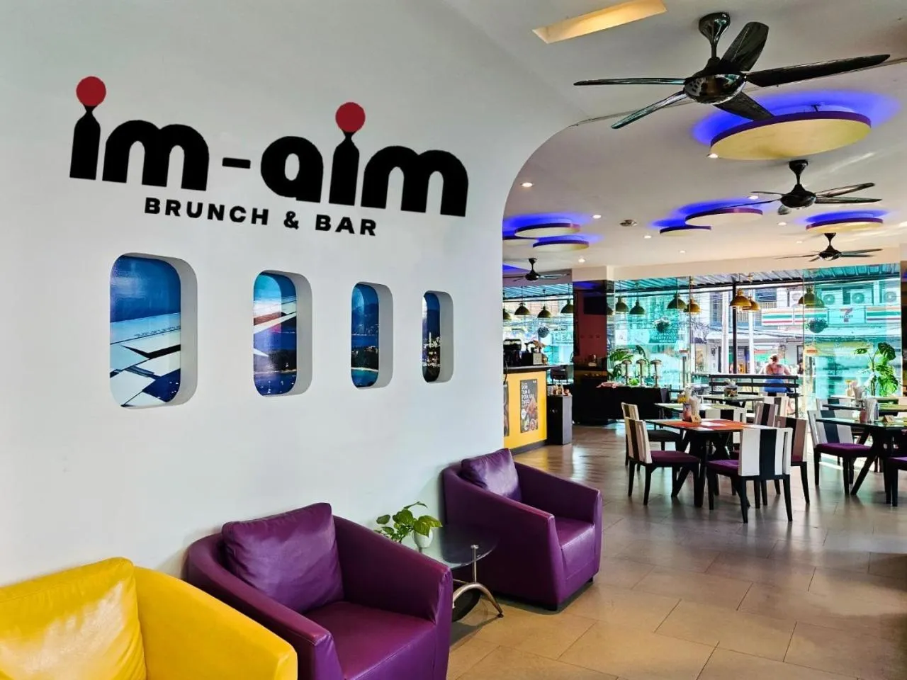 Restaurant/places to eat in The AIM Patong Hotel