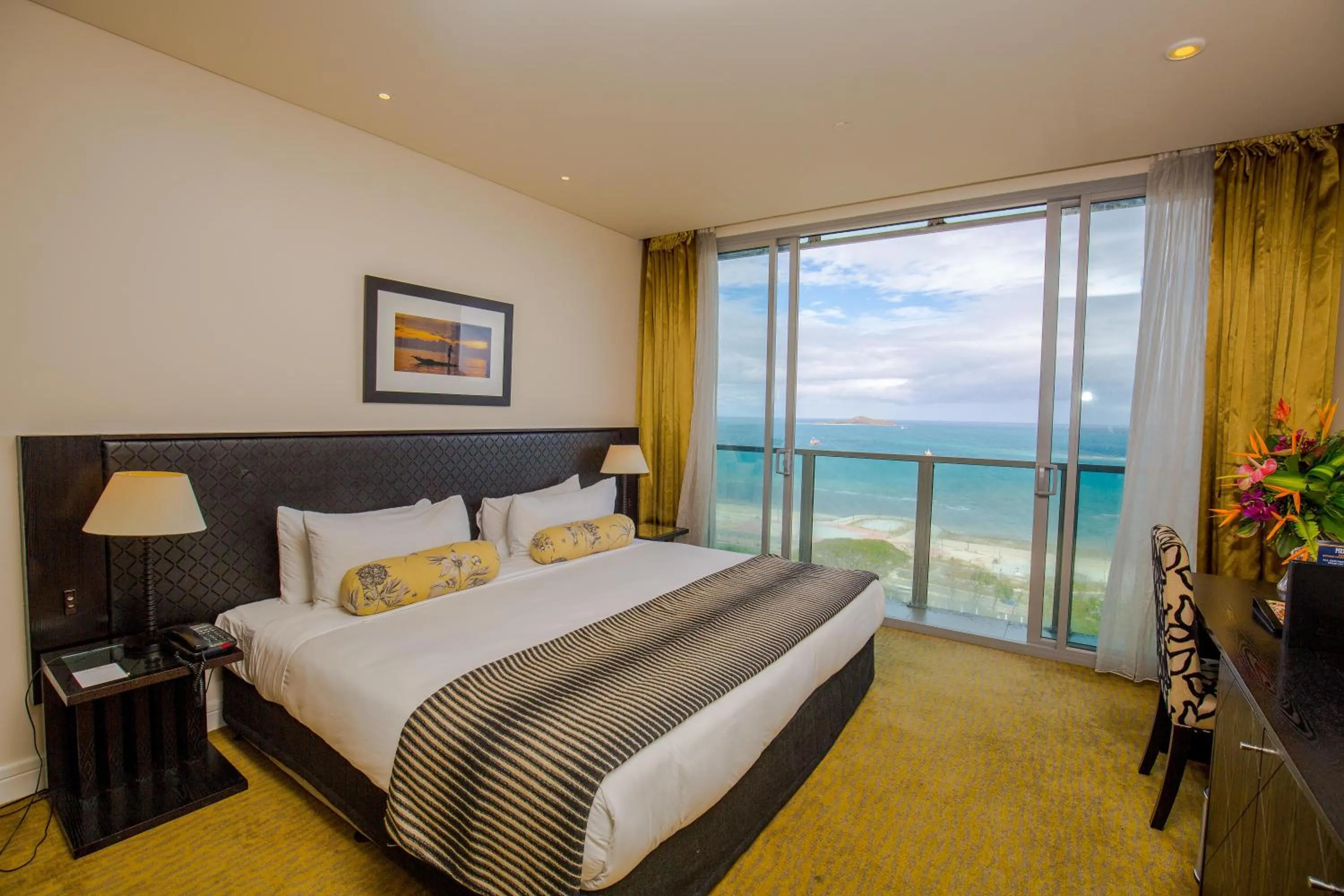 Bedroom, Bed in Grand Papua Hotel