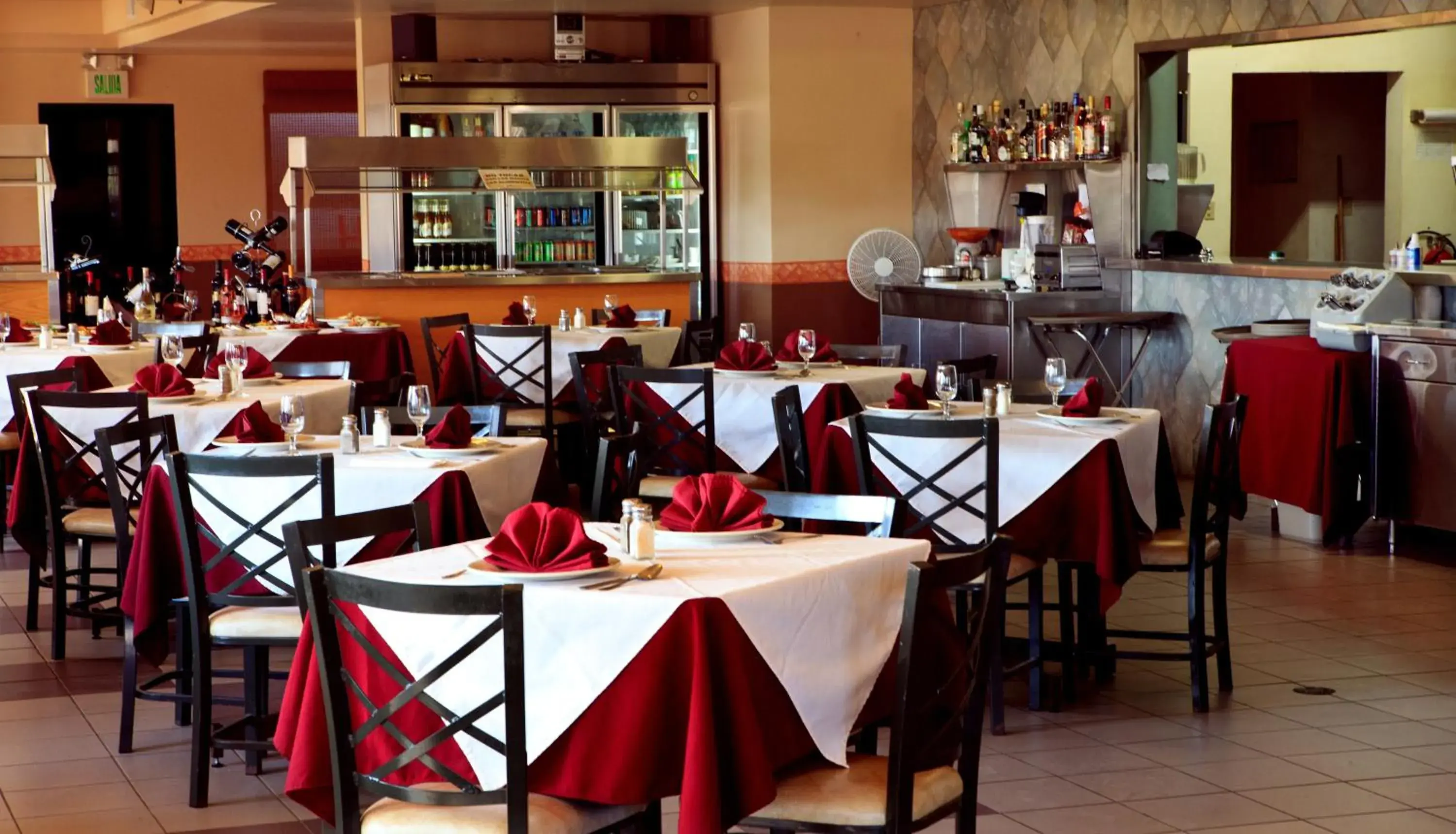 Restaurant/places to eat in La Villa De San Quintin Restaurant/places to eat in La Villa De San Quintin