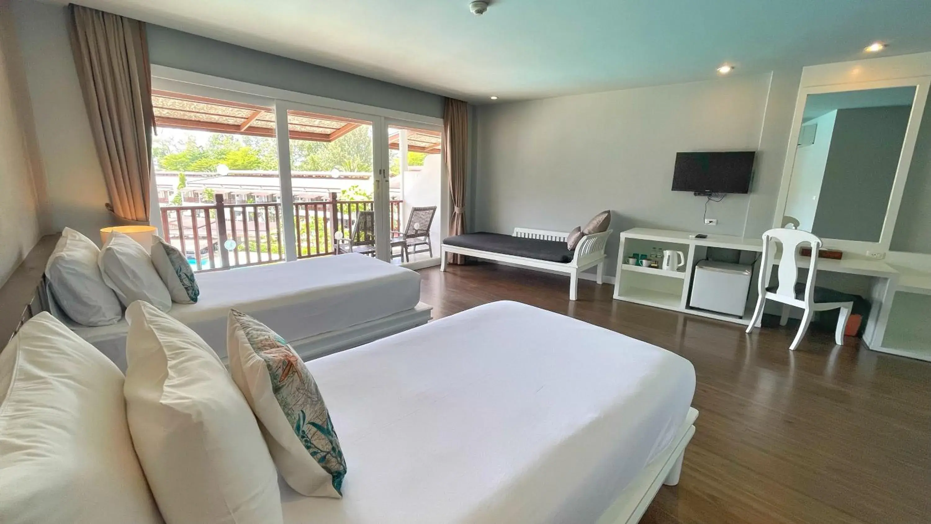 Bedroom, Bed in Arinara Beach Resort Phuket - SHA Extra Plus Bedroom, Bed in Arinara Beach Resort Phuket - SHA Extra Plus