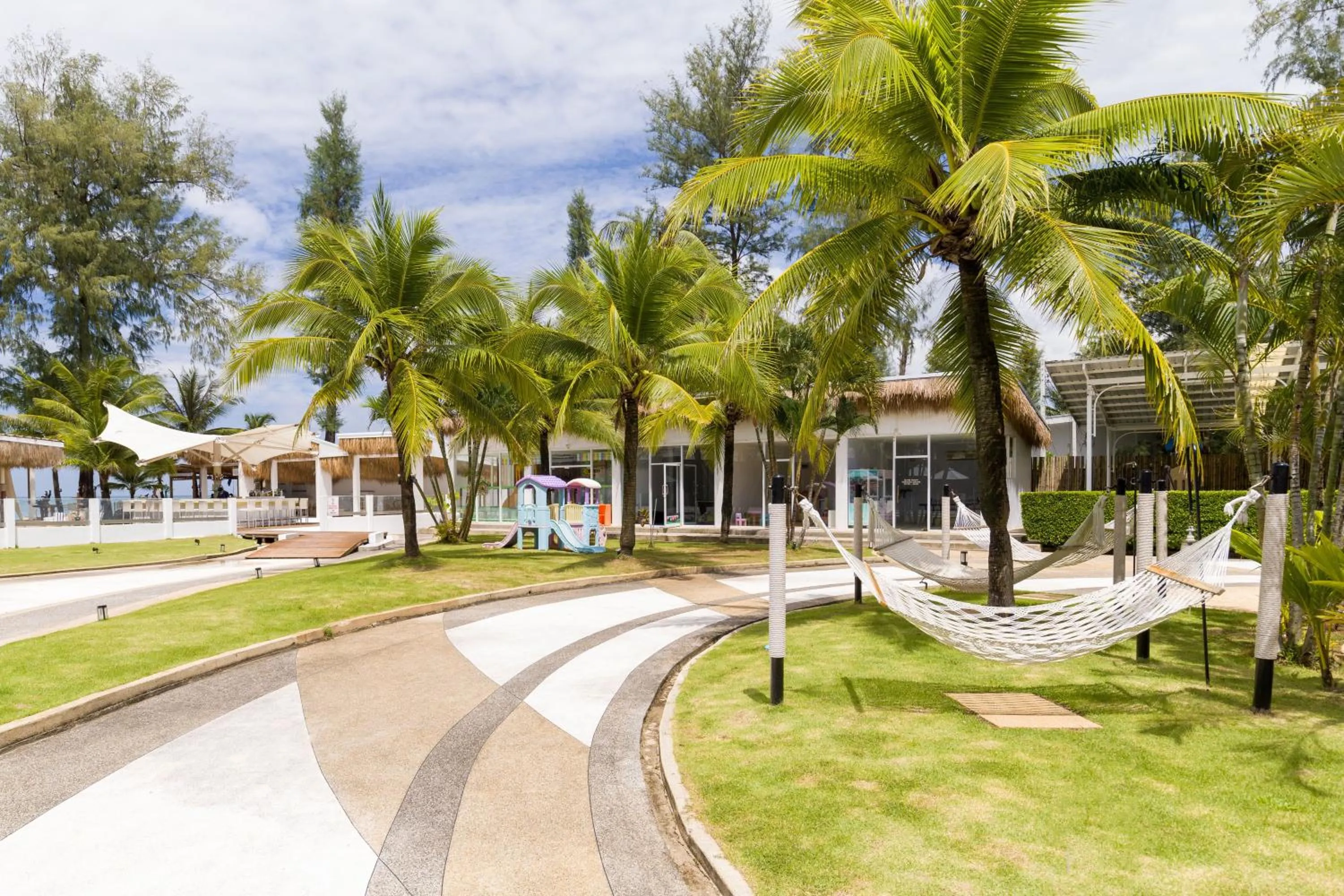 Garden in Arinara Beach Resort Phuket - SHA Extra Plus