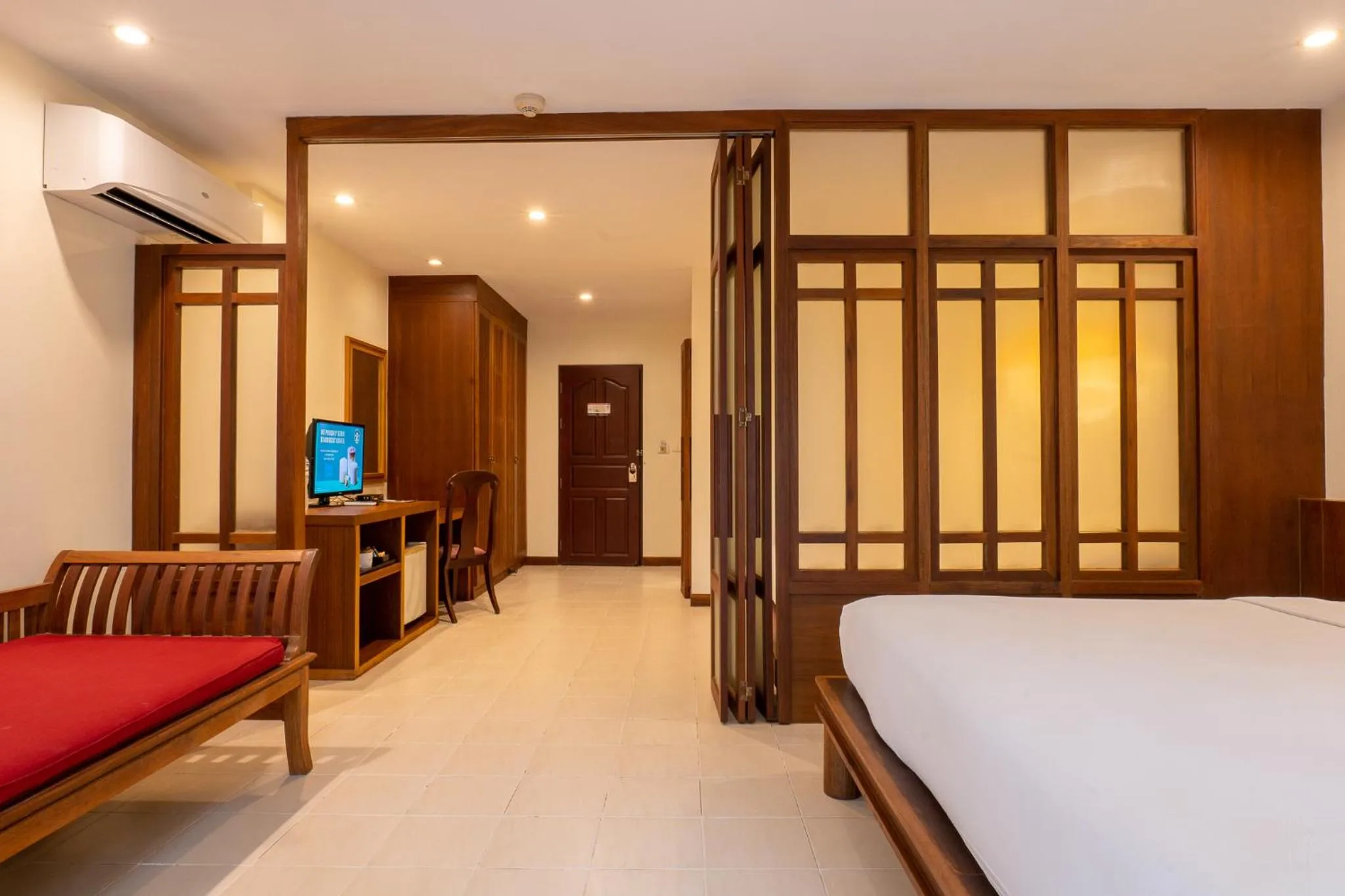 Photo of the whole room, Bed in Arinara Beach Resort Phuket - SHA Extra Plus
