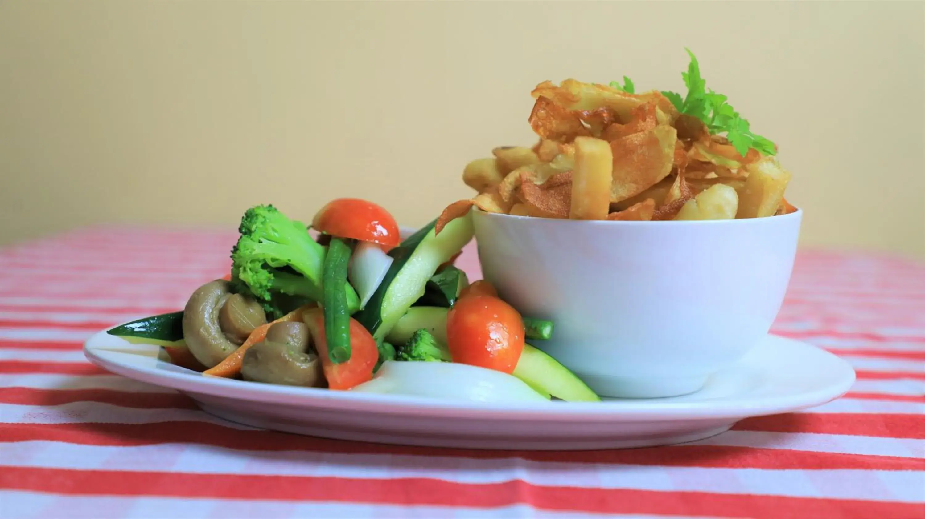 Food close-up in Huon Gulf Hotel Food close-up in Huon Gulf Hotel