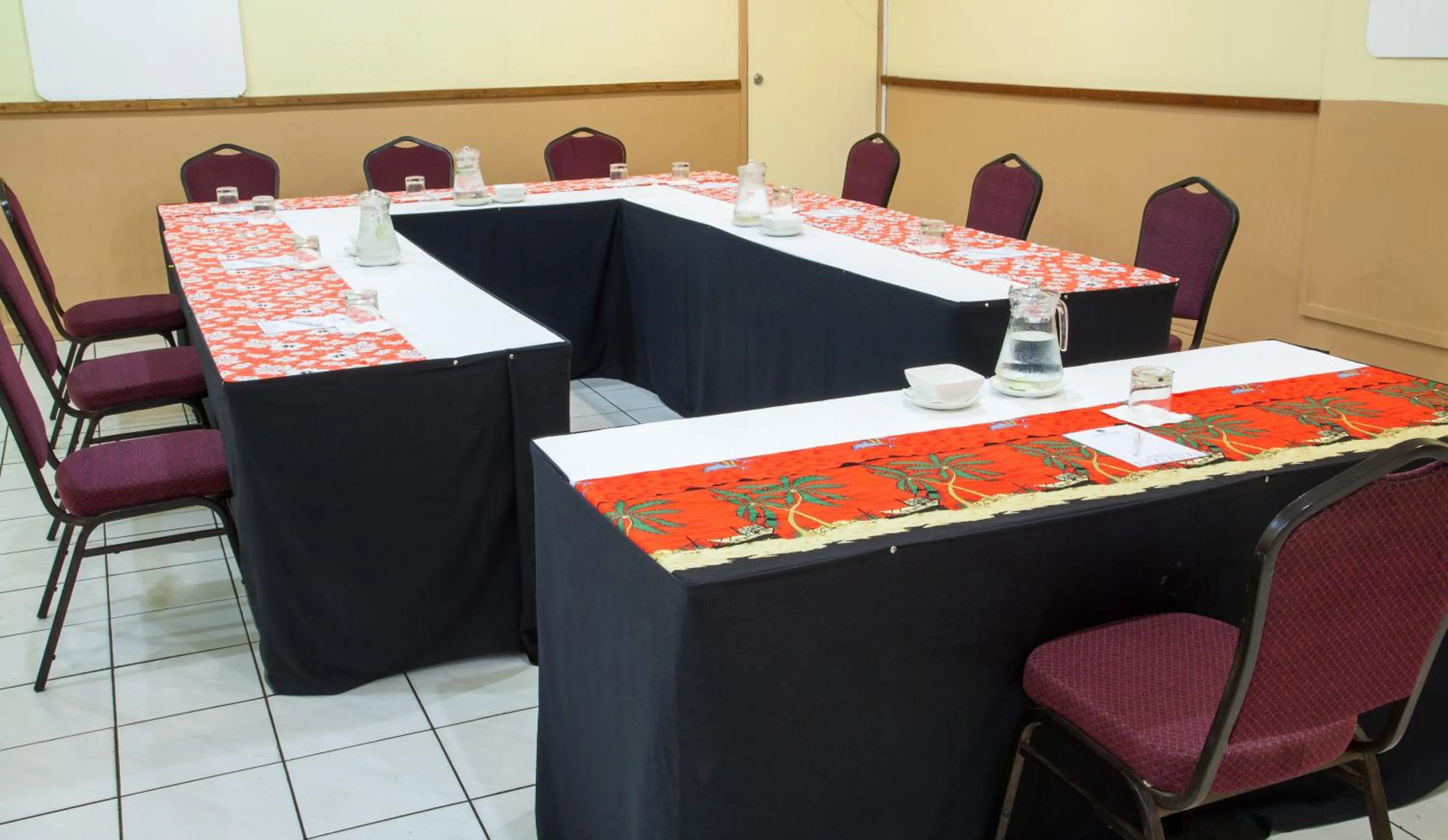 Meeting/conference room in Huon Gulf Hotel