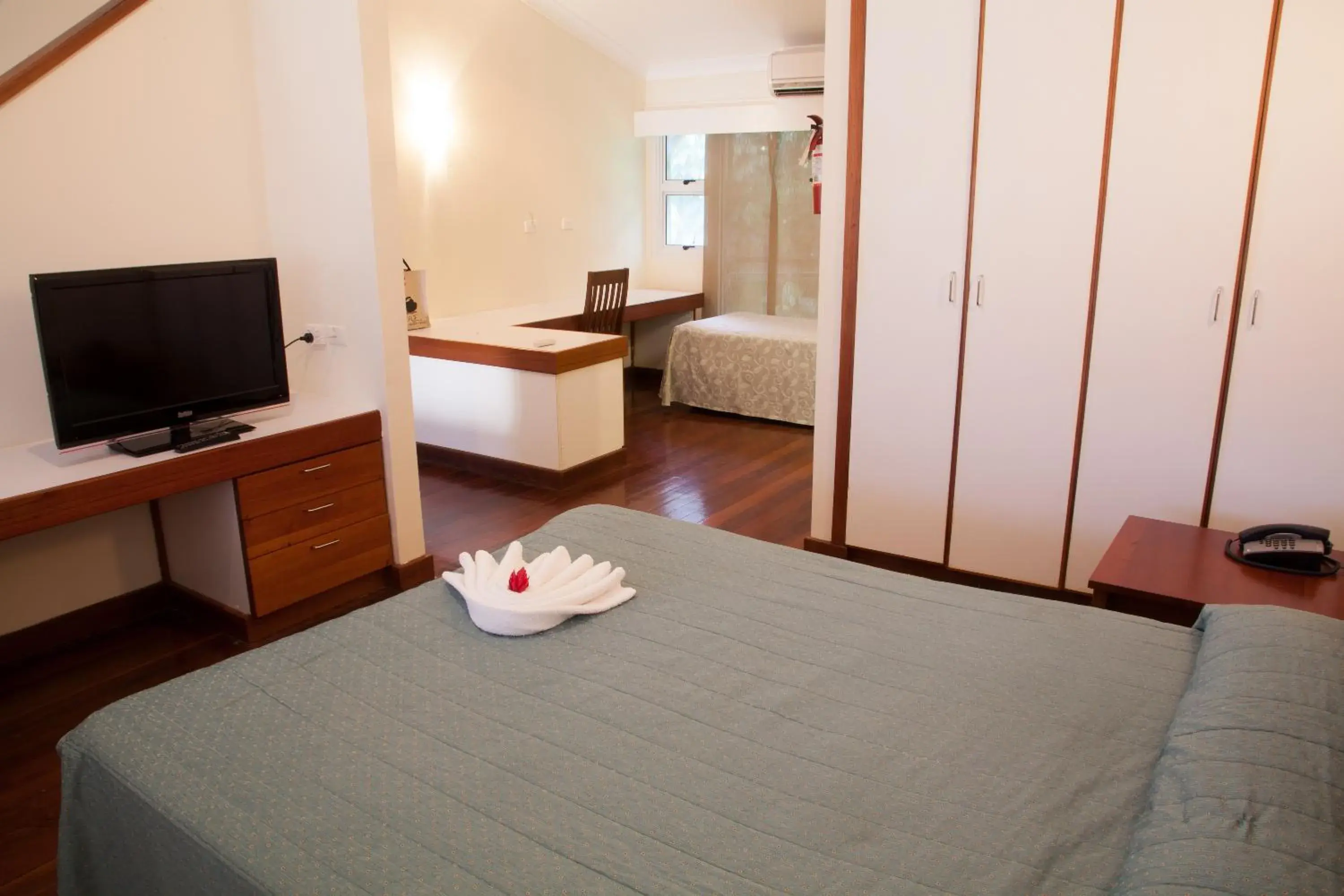 Bed in Huon Gulf Hotel Bed in Huon Gulf Hotel