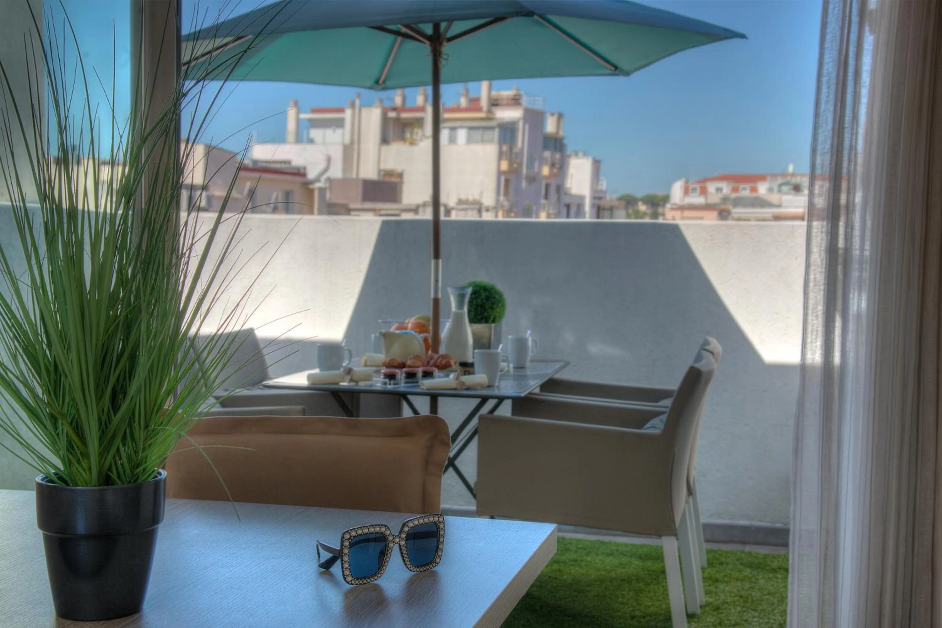 Balcony/Terrace in O Carré Croisette Cannes