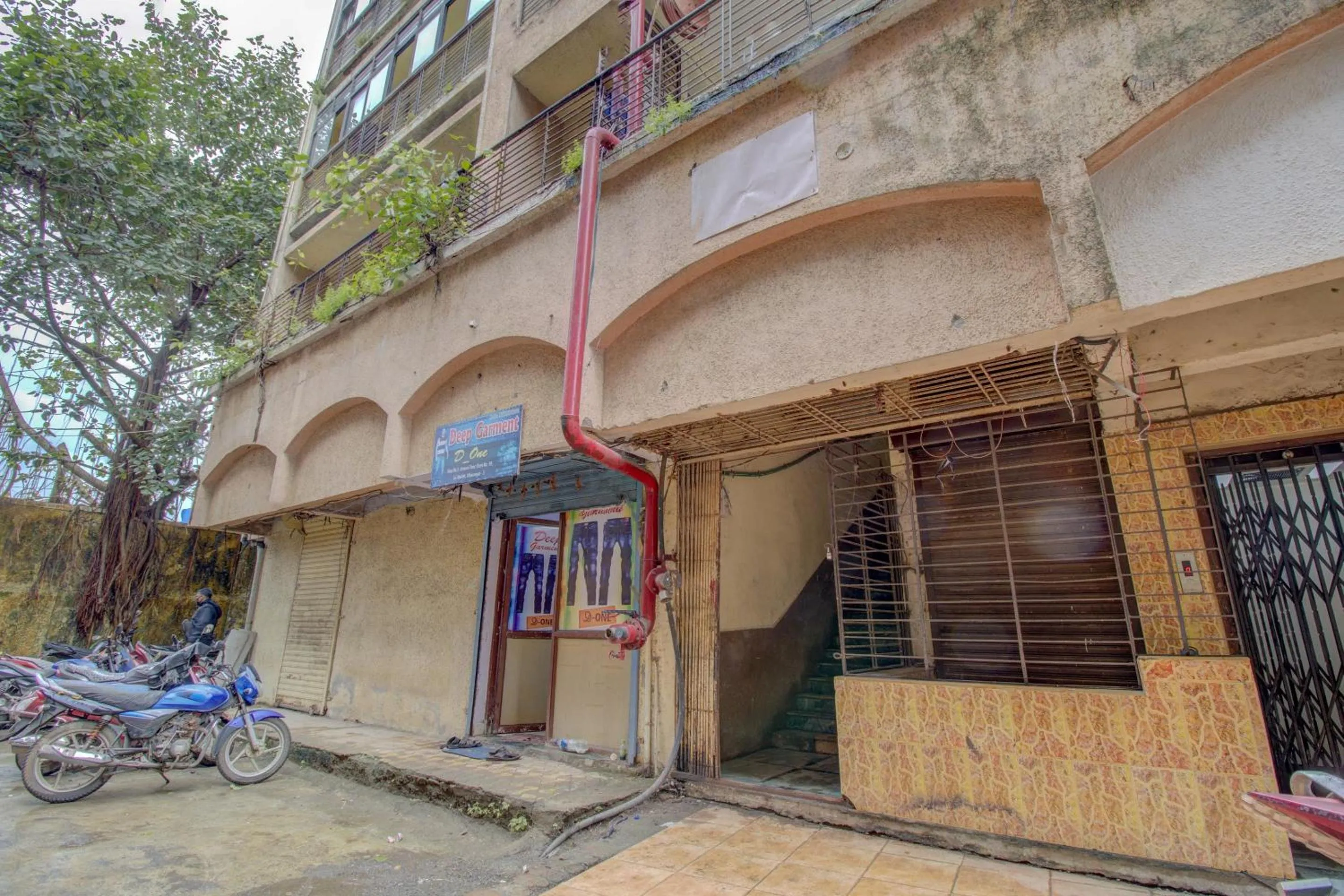 Facade/entrance in Hotel O Della Comforts