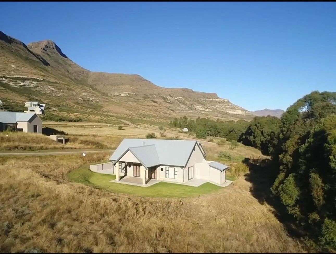 Cute and Quirky Clarens