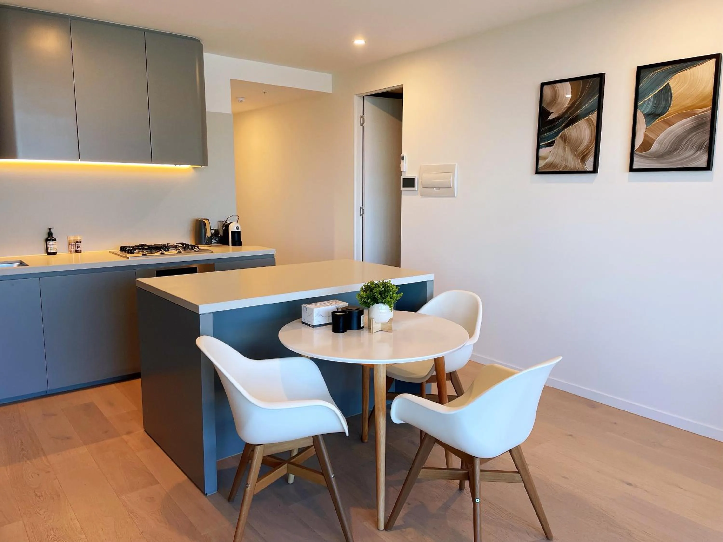 Kitchen or kitchenette in Skygarden Luxury Condo