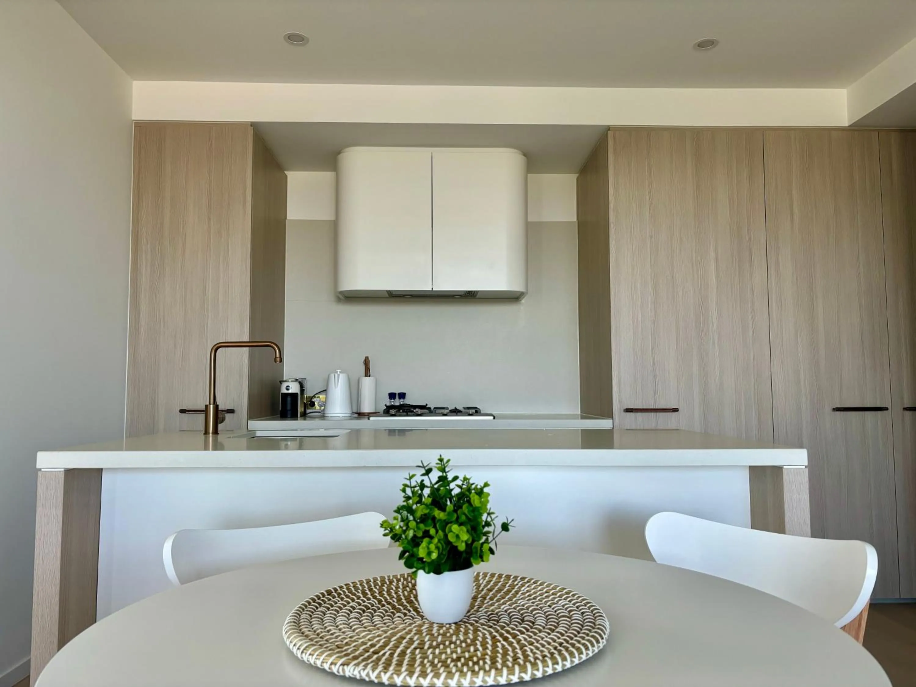 Kitchen or kitchenette in Skygarden Luxury Condo