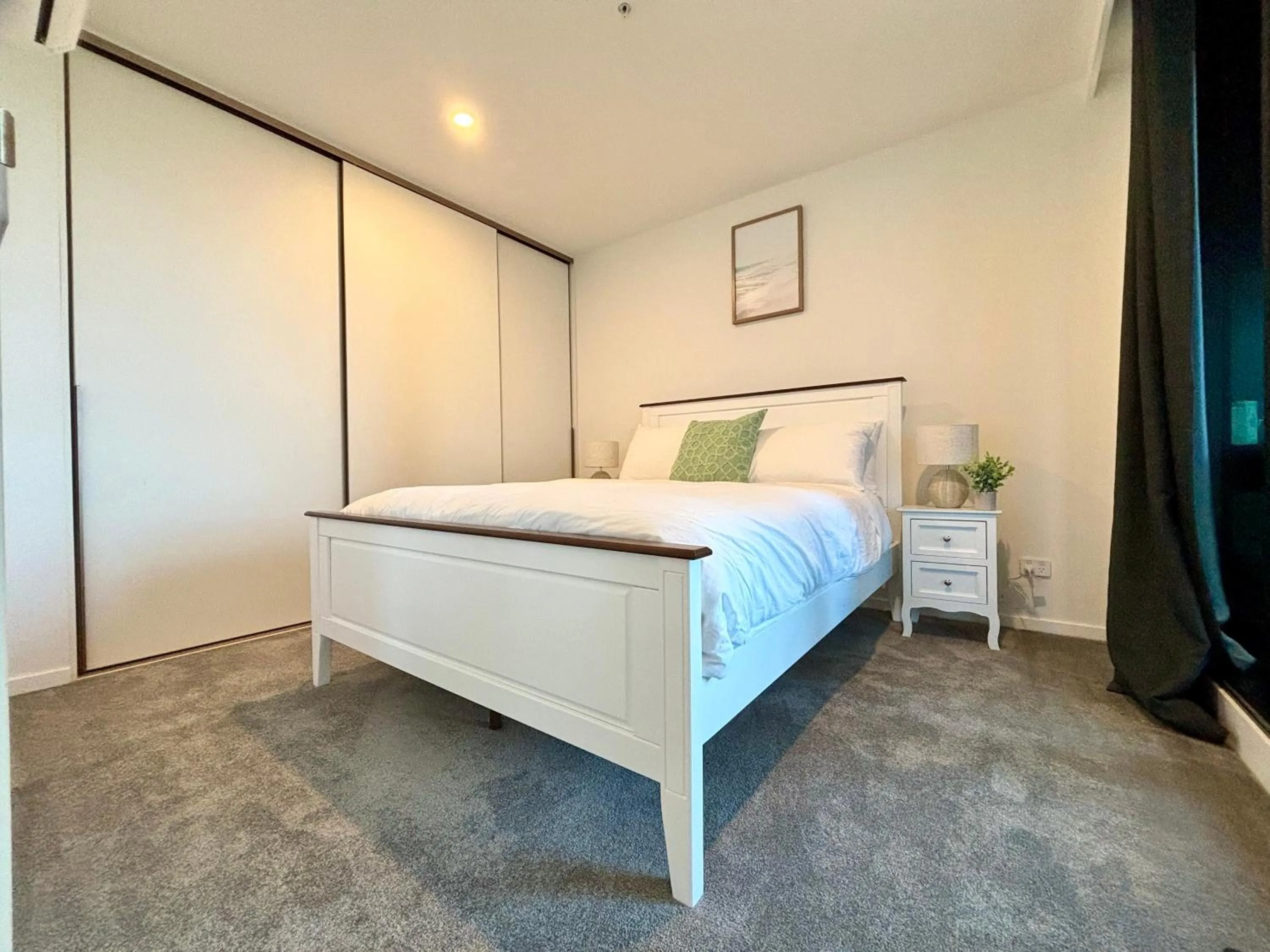 Bed in Skygarden Luxury Condo