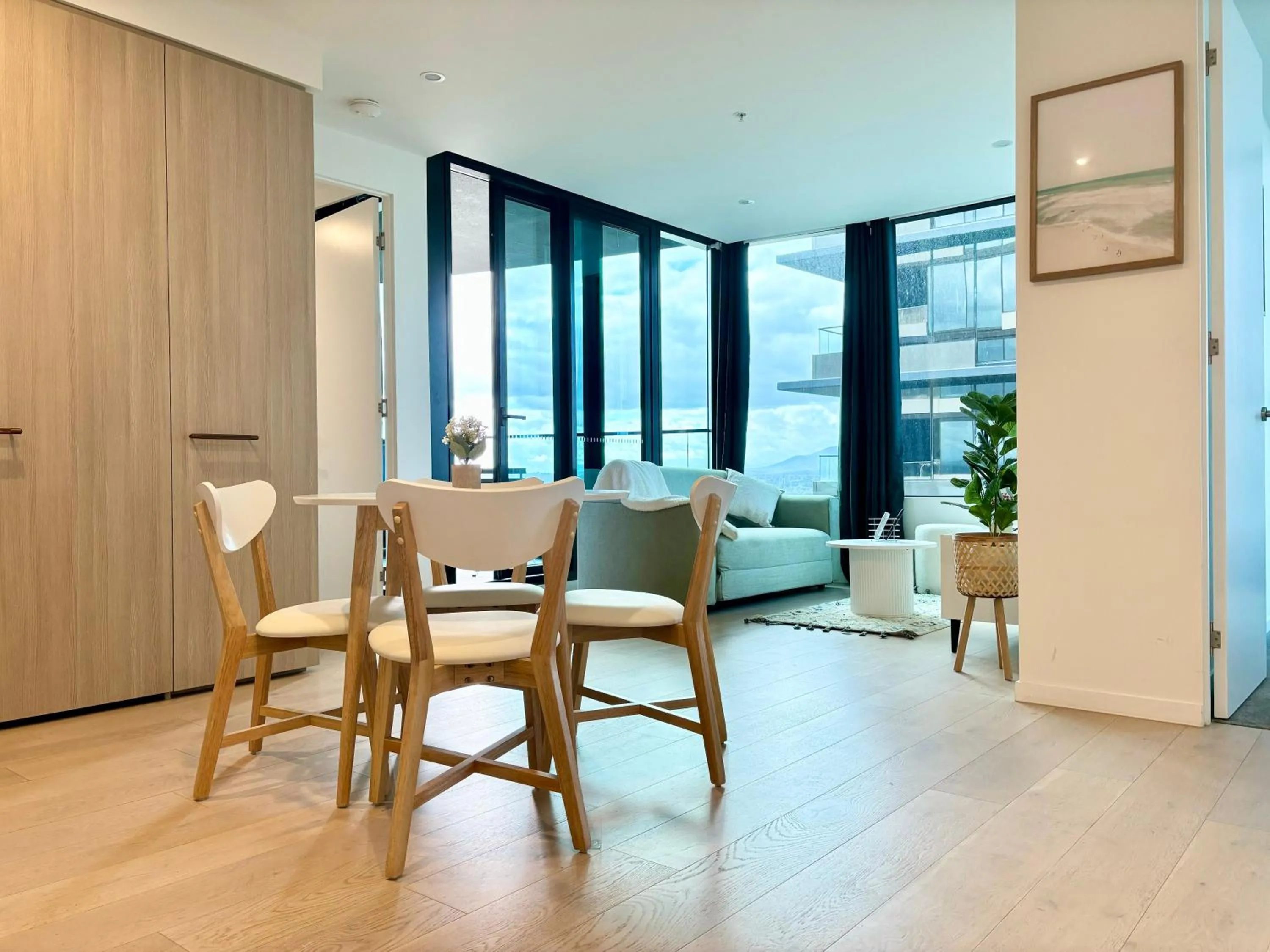Dining area in Skygarden Luxury Condo