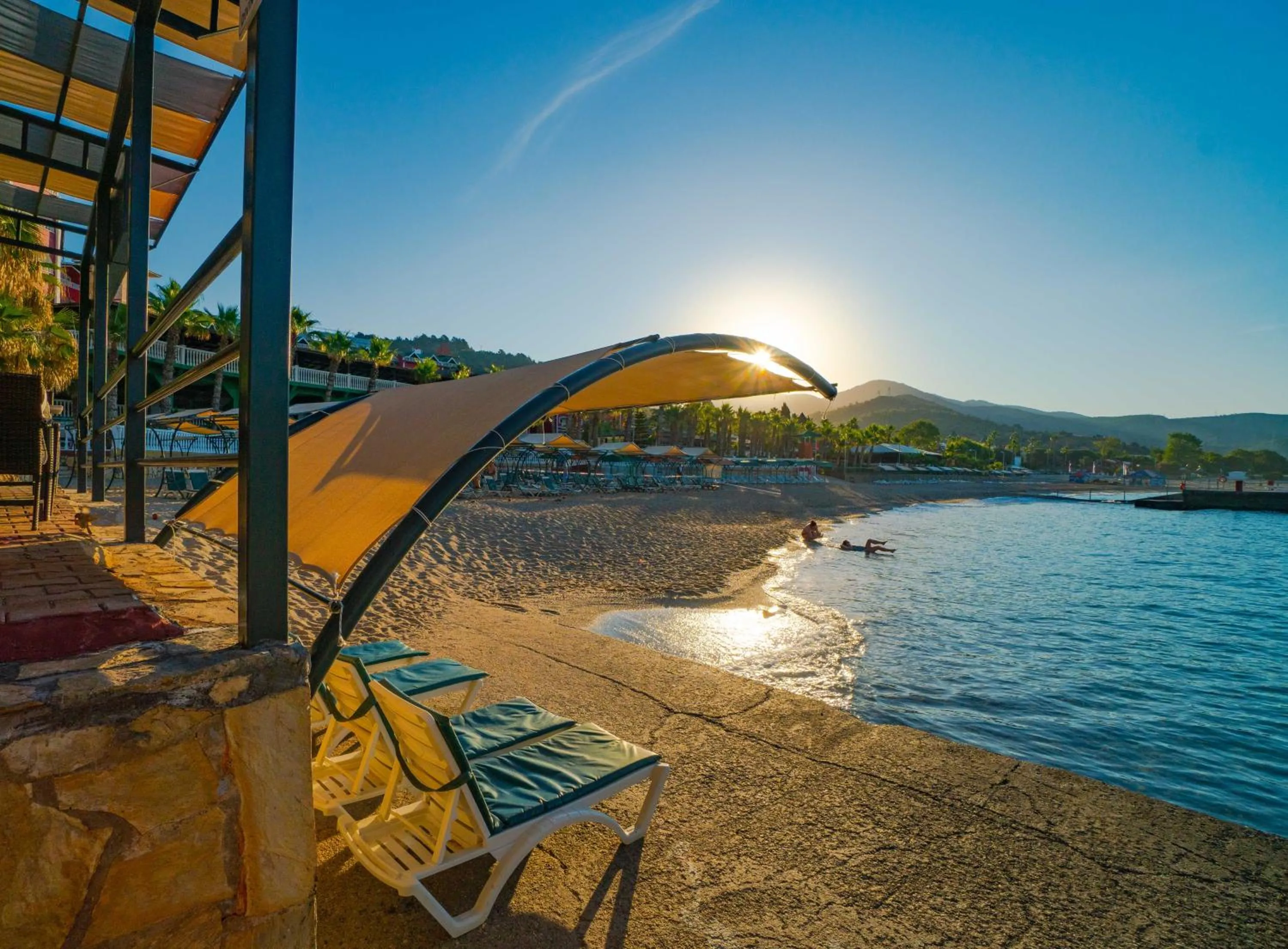 Sunset in Senza Garden Holiday Club - Ultra All Inclusive