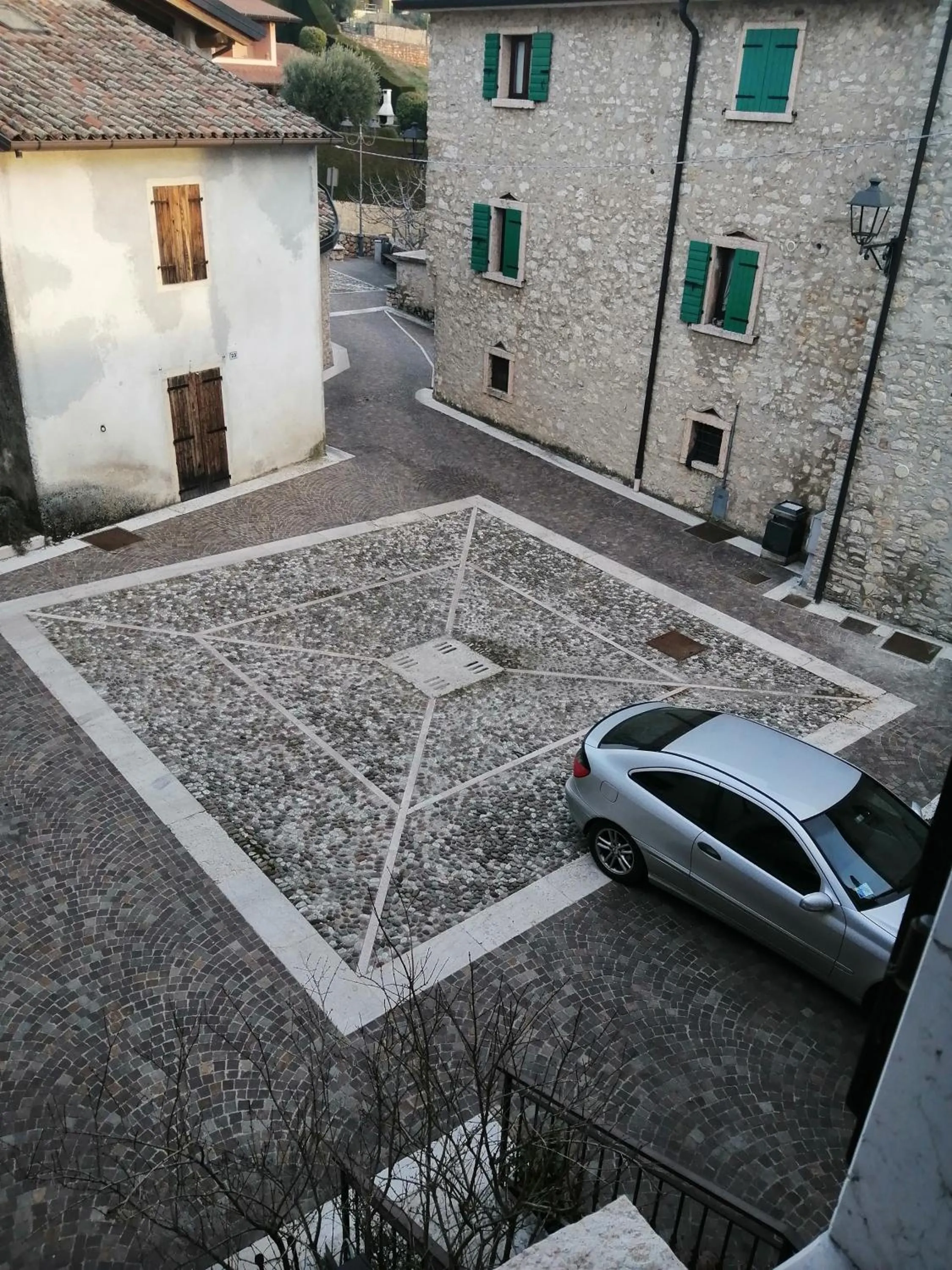 Neighbourhood in B&B da Paolo con vista Lago di Garda
