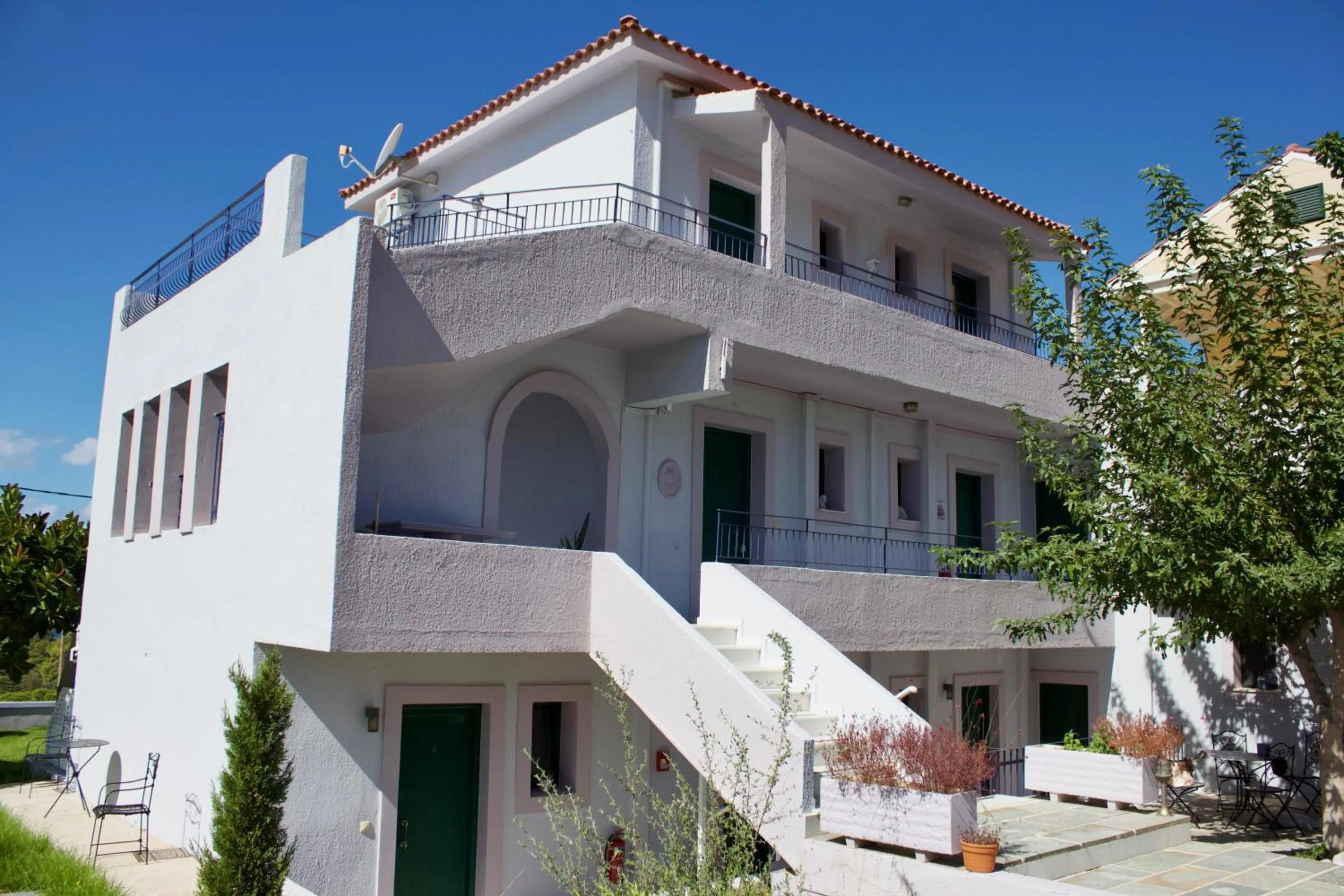 Property building in Kekatos Studios