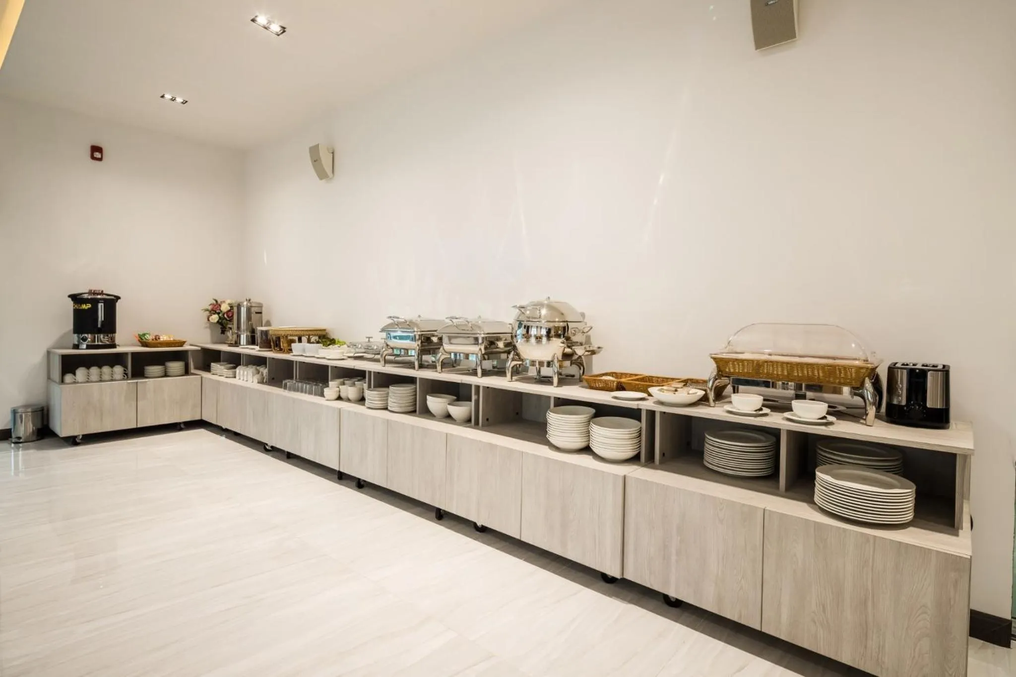 Breakfast in Benjaphorn Grandview Hotel