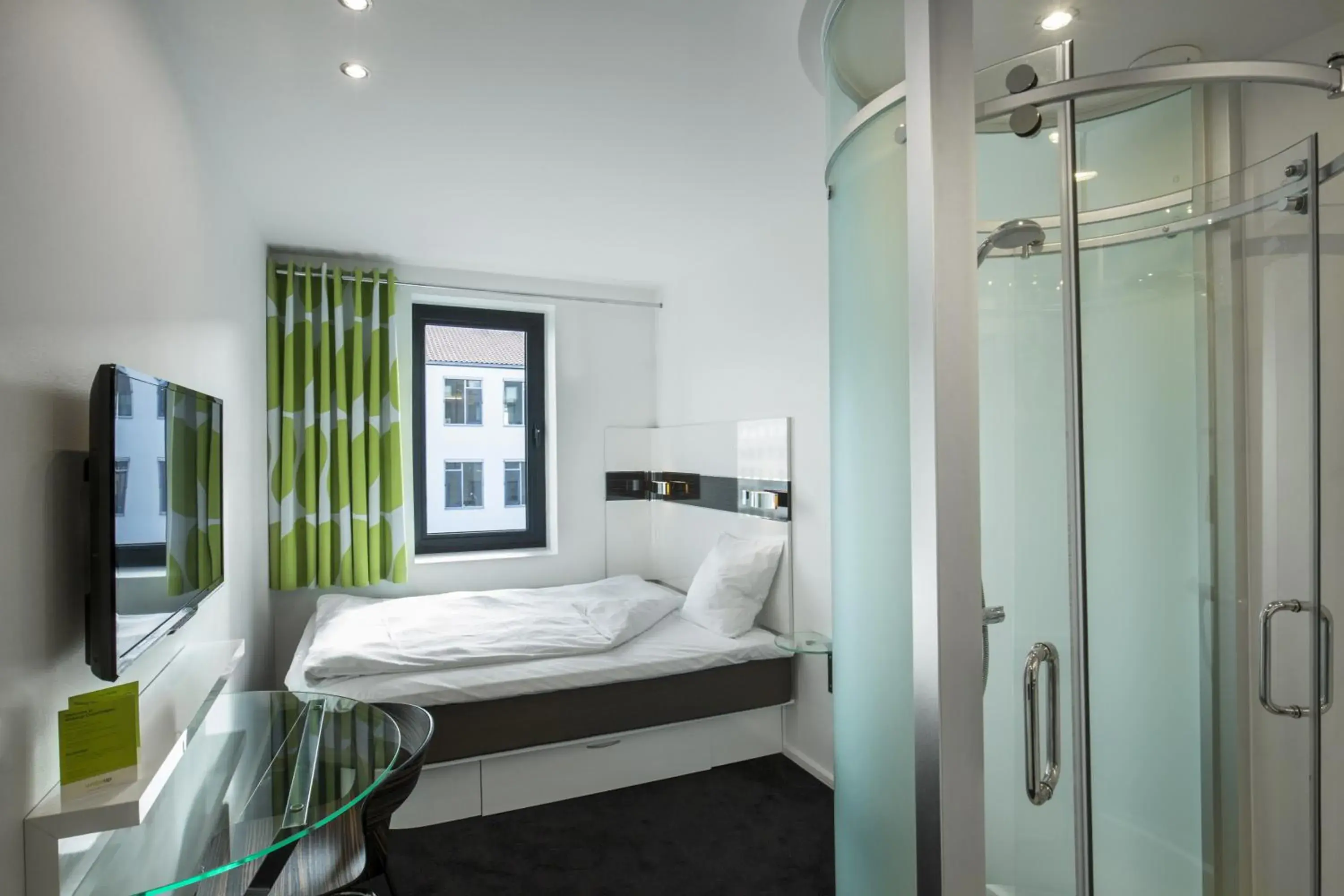 Photo of the whole room, Bed in Wakeup Copenhagen - Borgergade Photo of the whole room, Bed in Wakeup Copenhagen - Borgergade