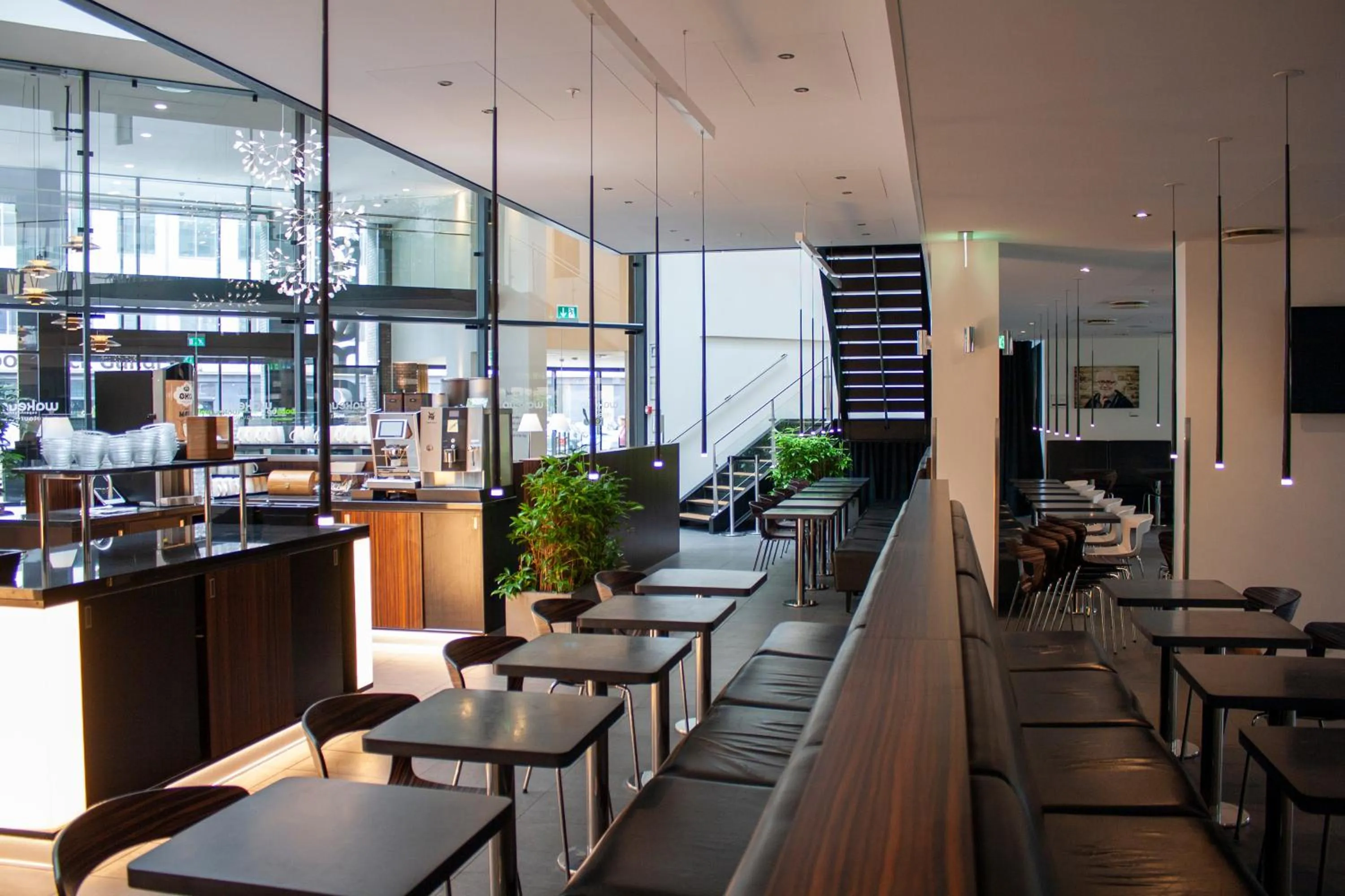 Restaurant/places to eat in Wakeup Copenhagen - Borgergade