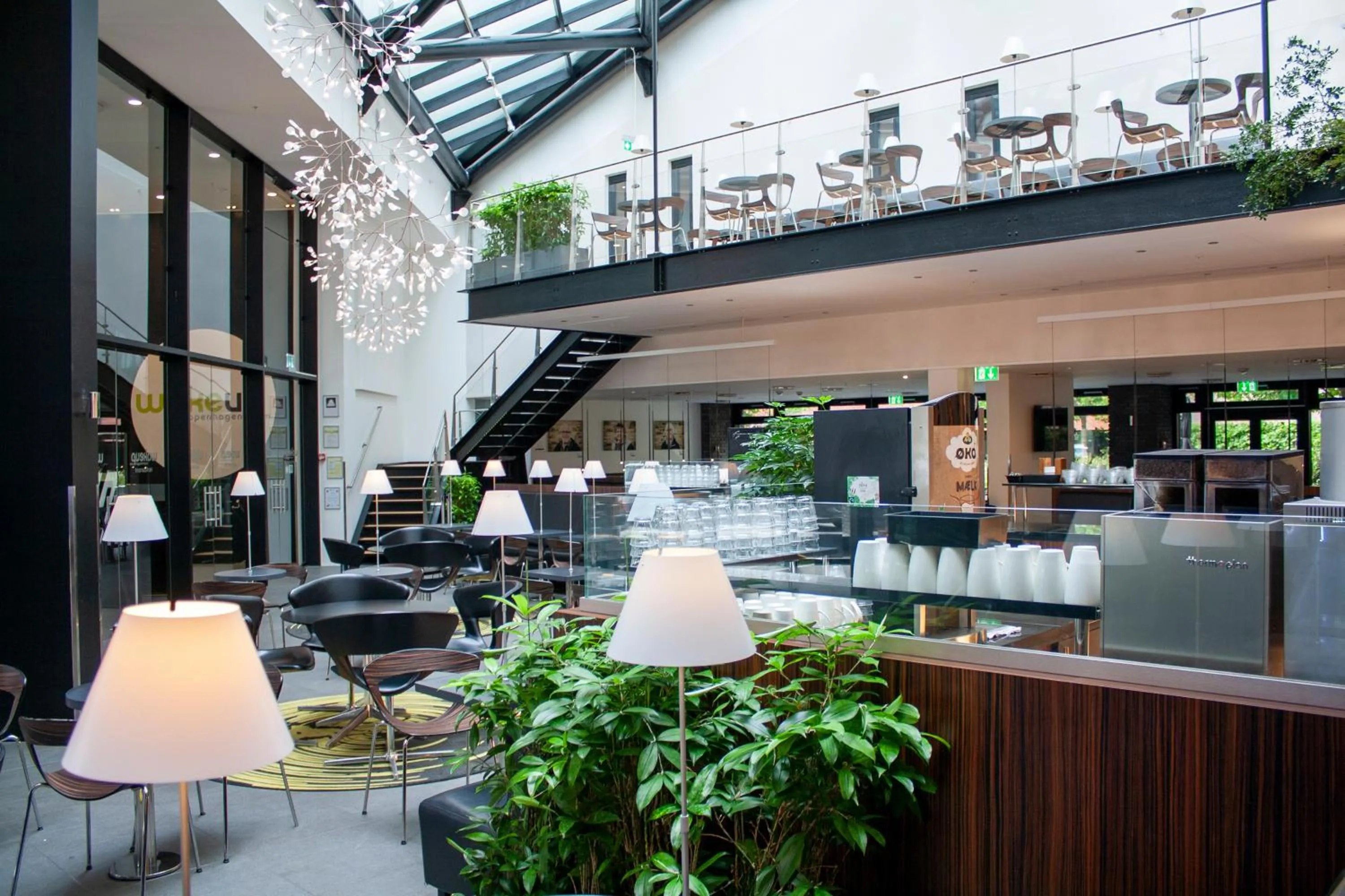 Restaurant/places to eat in Wakeup Copenhagen - Borgergade