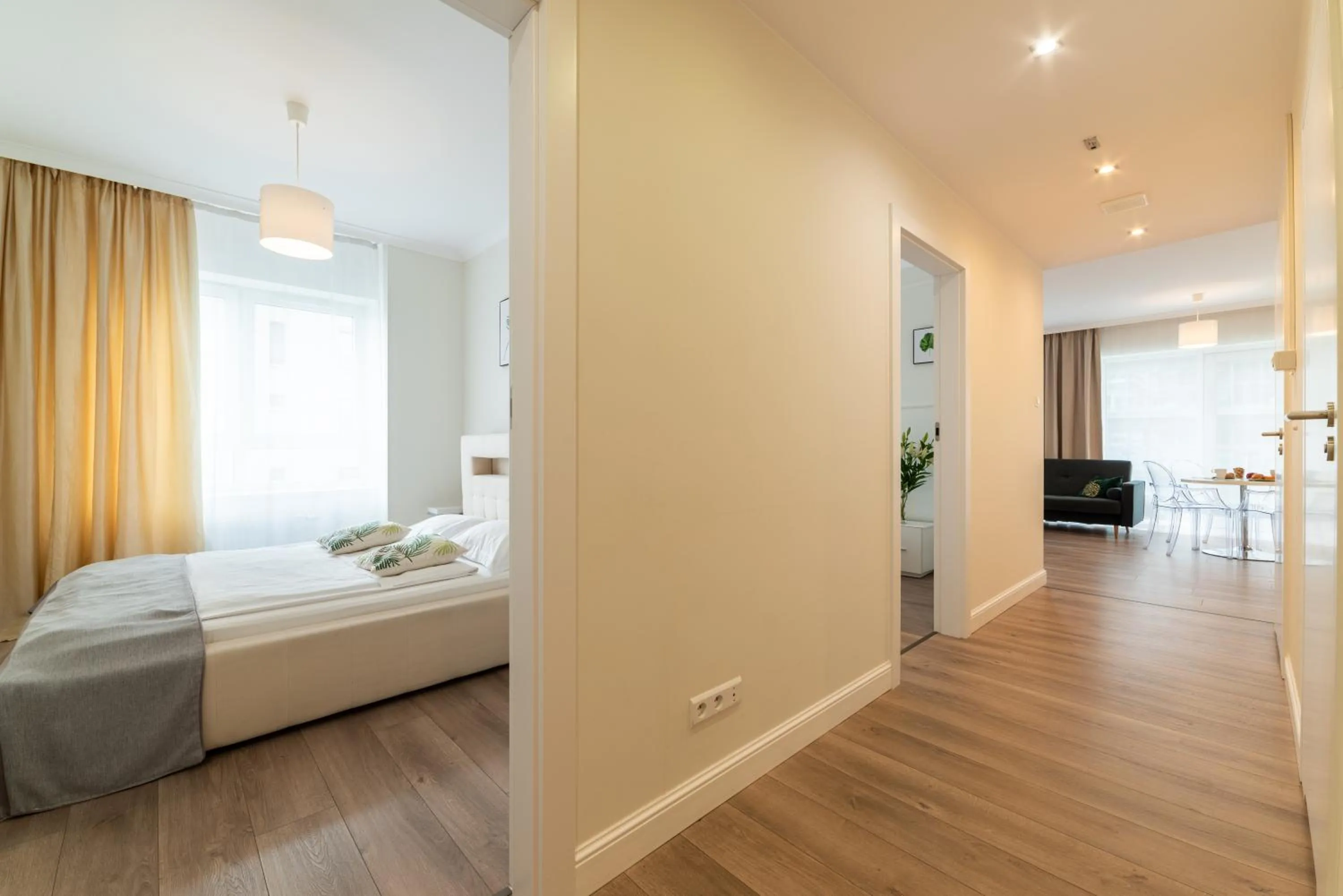 Bedroom, Bed in Platinum Towers Central Apartments