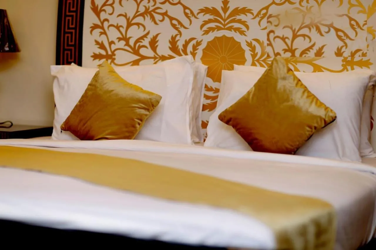 Hotel Noor Plaza