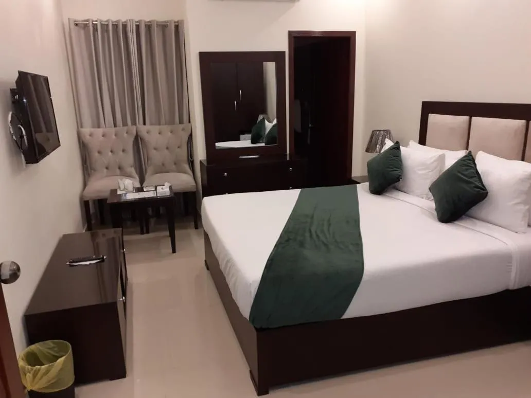 Hotel Noor Plaza